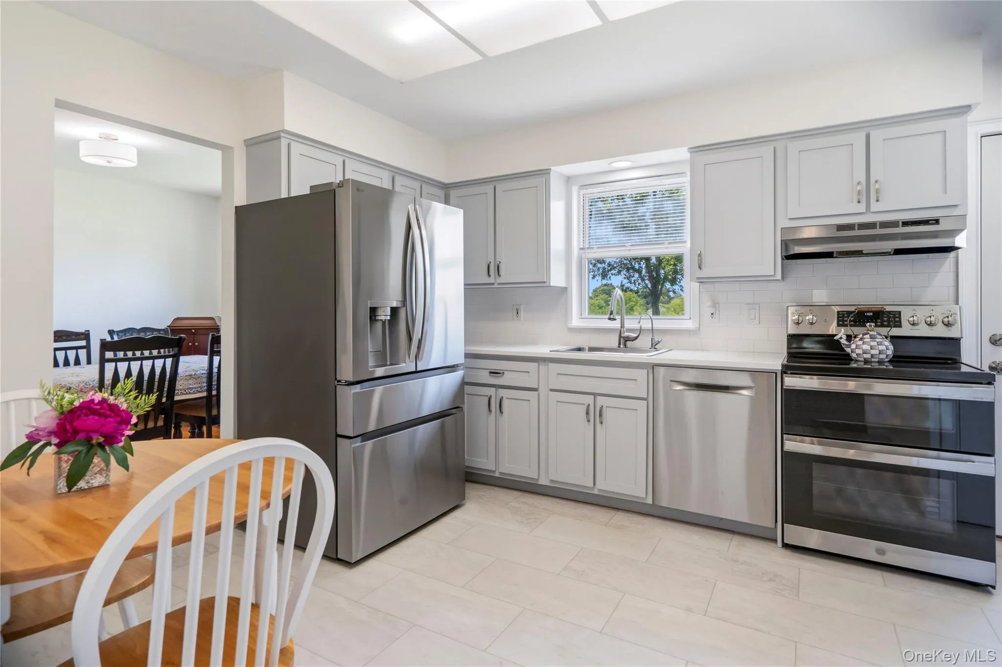 48 Newport Beach Boulevard, Brookhaven, NY, 3 Bedrooms Bedrooms, 7 Rooms Rooms,1 BathroomBathrooms,Residential,For Rent,Newport Beach,0,1036772 48 Newport Beach Boulevard, Brookhaven, NY, 3 Bedrooms Bedrooms, 7 Rooms Rooms,1 BathroomBathrooms,Residential,For Rent,Newport Beach,0,1036772
