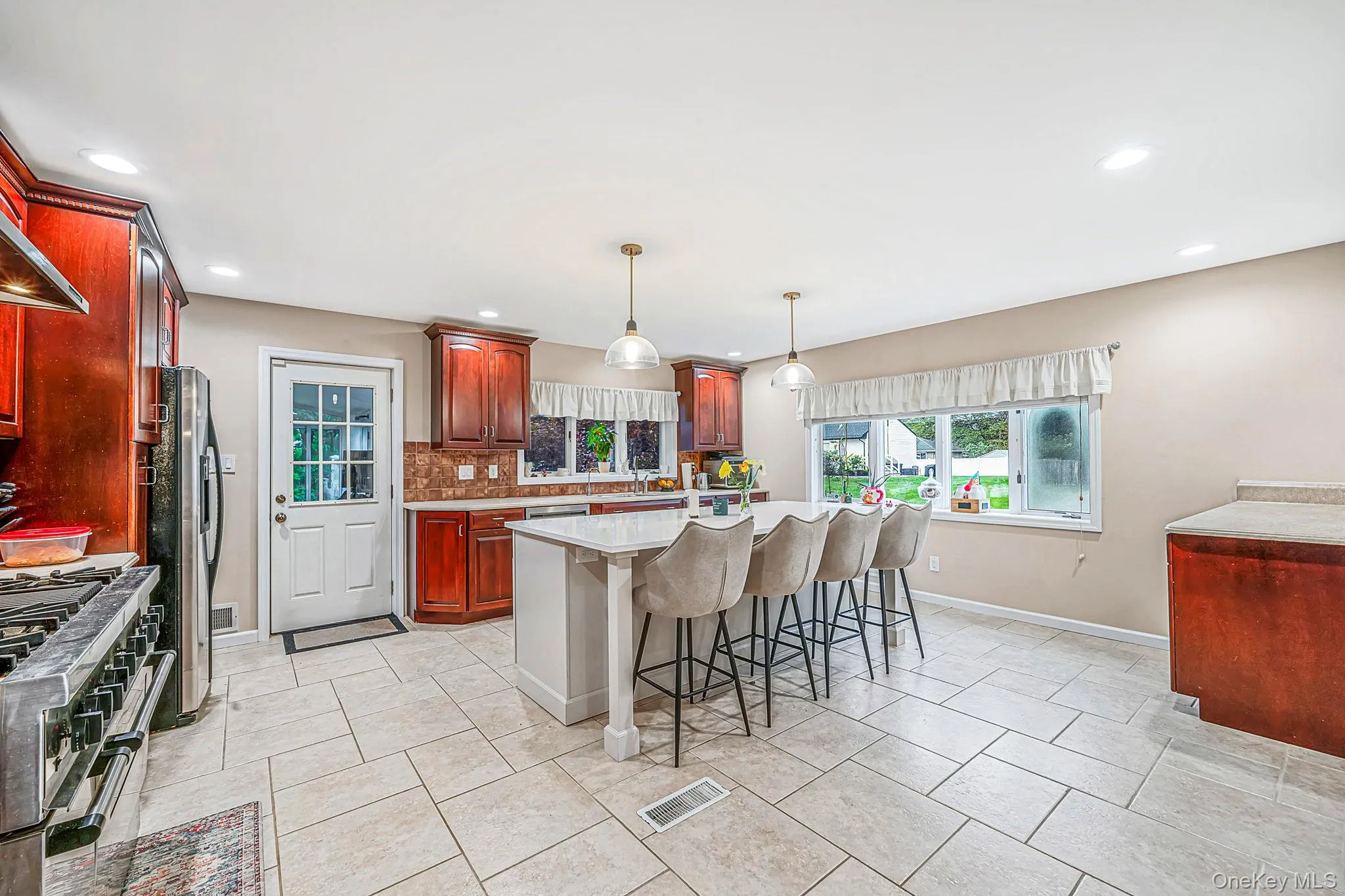 15 Kirby Lane, Huntington, NY, 5 Bedrooms Bedrooms, 13 Rooms Rooms,4 BathroomsBathrooms,Residential,For Rent,Kirby,0,1036775 15 Kirby Lane, Huntington, NY, 5 Bedrooms Bedrooms, 13 Rooms Rooms,4 BathroomsBathrooms,Residential,For Rent,Kirby,0,1036775