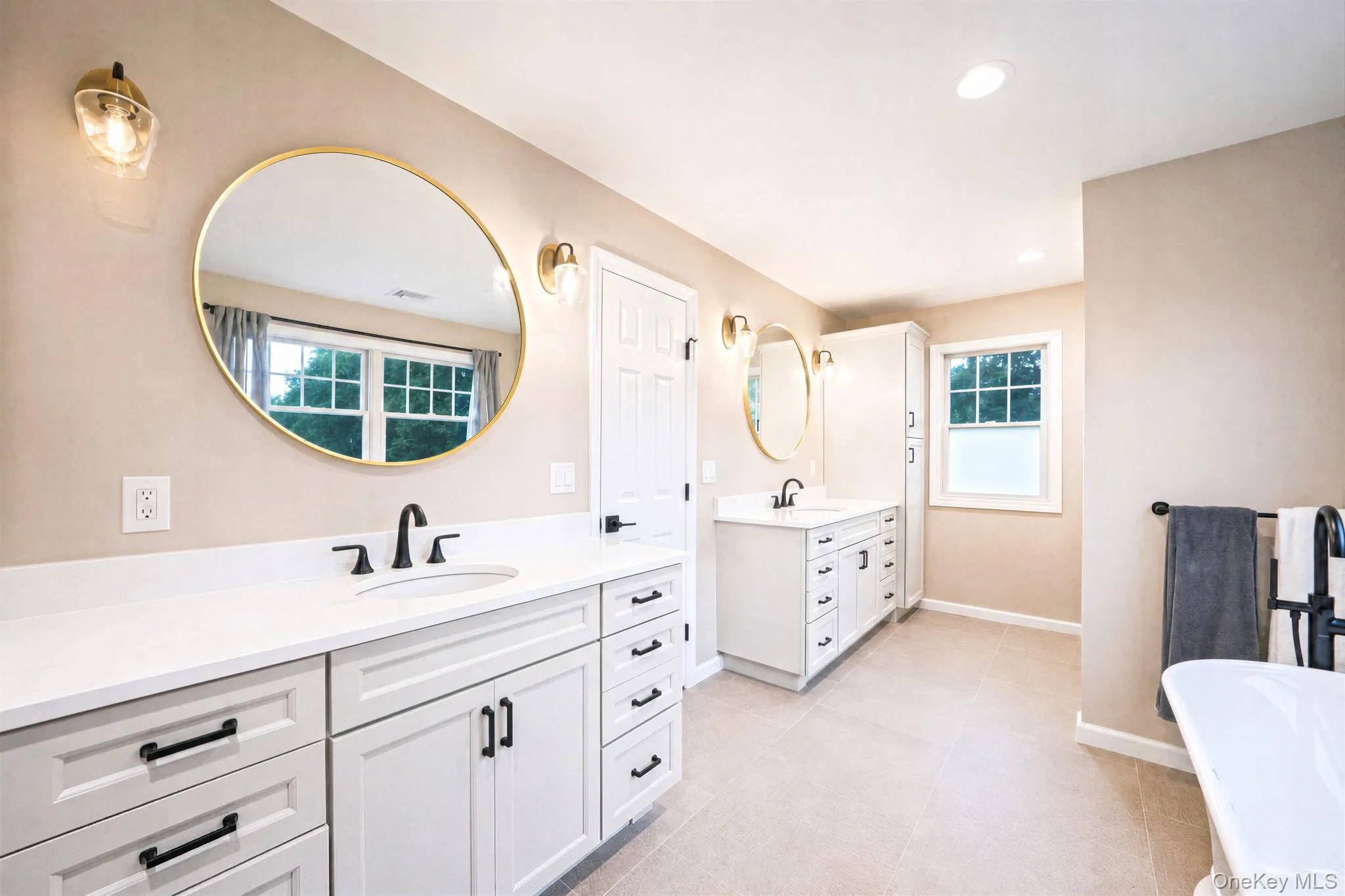 15 Kirby Lane, Huntington, NY, 5 Bedrooms Bedrooms, 13 Rooms Rooms,4 BathroomsBathrooms,Residential,For Rent,Kirby,0,1036775 15 Kirby Lane, Huntington, NY, 5 Bedrooms Bedrooms, 13 Rooms Rooms,4 BathroomsBathrooms,Residential,For Rent,Kirby,0,1036775
