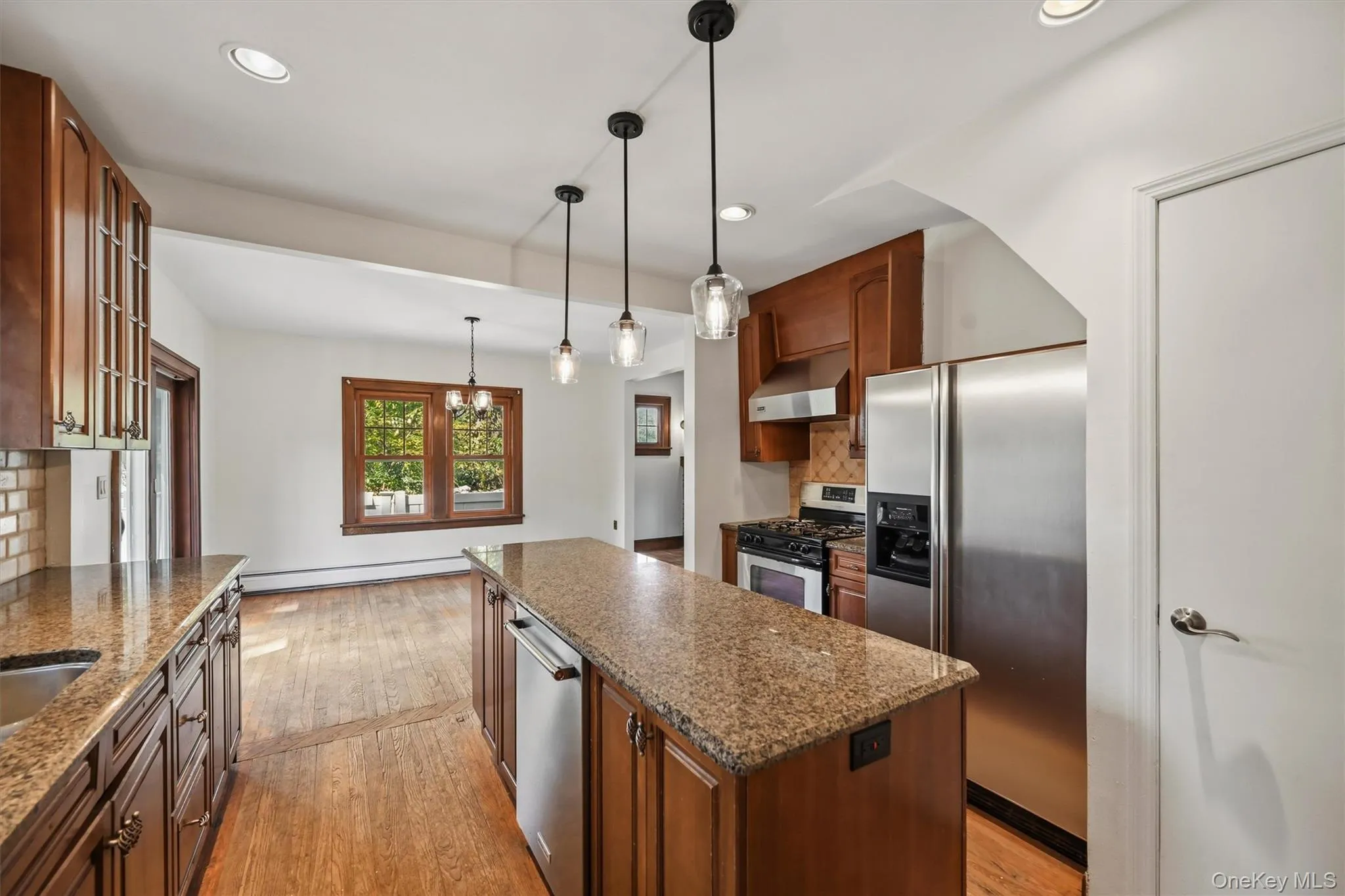 7 Atlantic Avenue, Clarkstown, NY, 5 Bedrooms Bedrooms, 9 Rooms Rooms,2 BathroomsBathrooms,Residential,For Rent,Atlantic,0,1036779 7 Atlantic Avenue, Clarkstown, NY, 5 Bedrooms Bedrooms, 9 Rooms Rooms,2 BathroomsBathrooms,Residential,For Rent,Atlantic,0,1036779