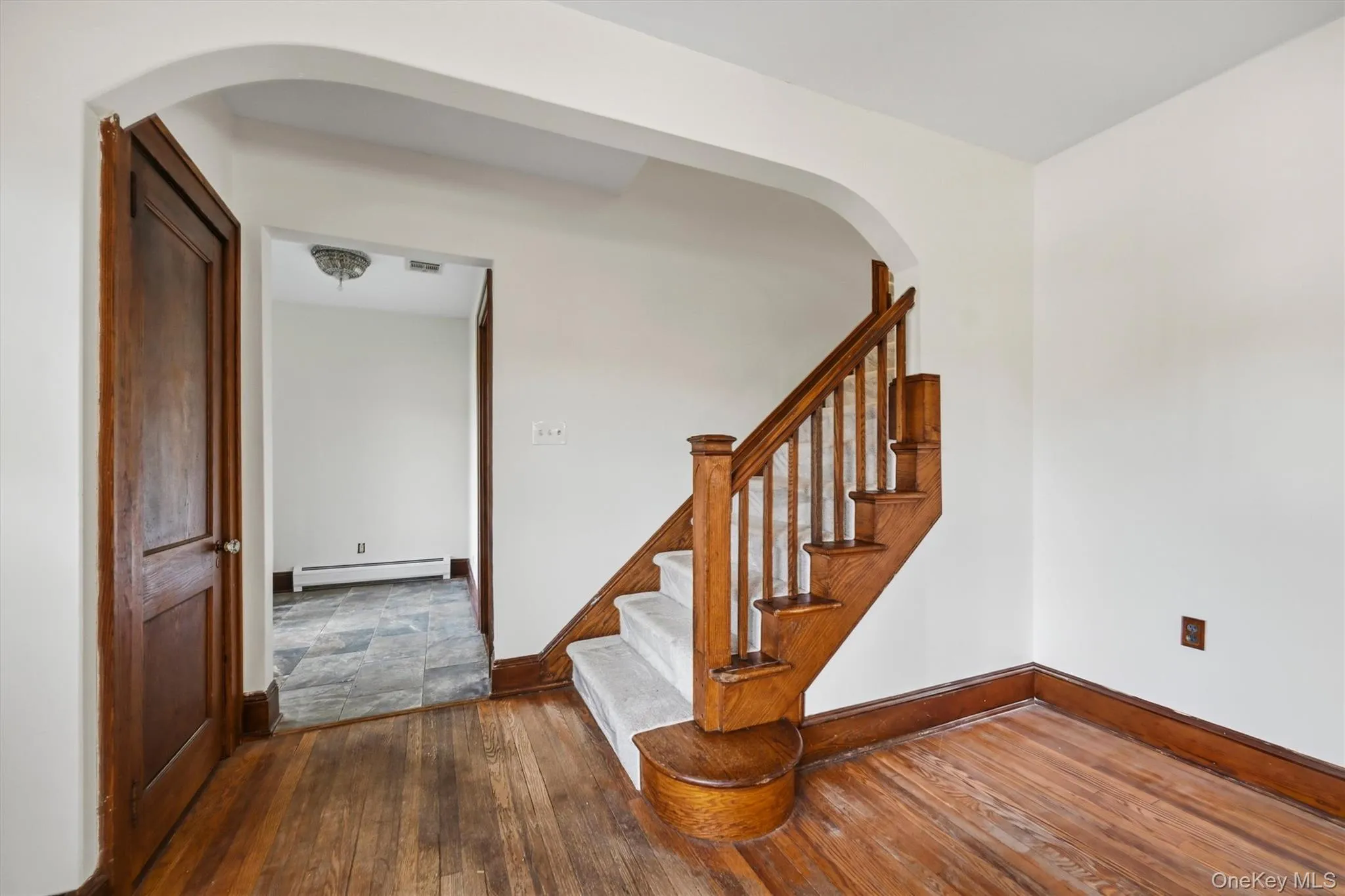 7 Atlantic Avenue, Clarkstown, NY, 5 Bedrooms Bedrooms, 9 Rooms Rooms,2 BathroomsBathrooms,Residential,For Rent,Atlantic,0,1036779 7 Atlantic Avenue, Clarkstown, NY, 5 Bedrooms Bedrooms, 9 Rooms Rooms,2 BathroomsBathrooms,Residential,For Rent,Atlantic,0,1036779