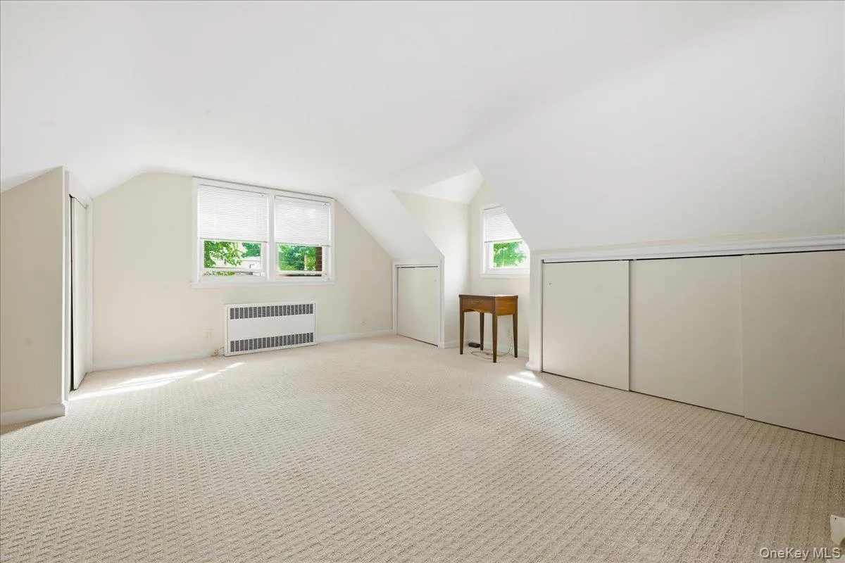 43 Scott Street, North Hempstead, NY, 4 Bedrooms Bedrooms, 8 Rooms Rooms,2 BathroomsBathrooms,Residential,For Rent,Scott,0,1036788 43 Scott Street, North Hempstead, NY, 4 Bedrooms Bedrooms, 8 Rooms Rooms,2 BathroomsBathrooms,Residential,For Rent,Scott,0,1036788