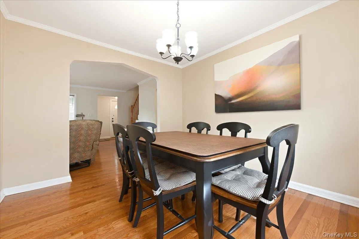 43 Scott Street, North Hempstead, NY, 4 Bedrooms Bedrooms, 8 Rooms Rooms,2 BathroomsBathrooms,Residential,For Rent,Scott,0,1036788 43 Scott Street, North Hempstead, NY, 4 Bedrooms Bedrooms, 8 Rooms Rooms,2 BathroomsBathrooms,Residential,For Rent,Scott,0,1036788