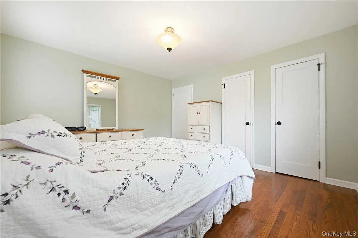 43 Scott Street, North Hempstead, NY, 4 Bedrooms Bedrooms, 8 Rooms Rooms,2 BathroomsBathrooms,Residential,For Rent,Scott,0,1036788 43 Scott Street, North Hempstead, NY, 4 Bedrooms Bedrooms, 8 Rooms Rooms,2 BathroomsBathrooms,Residential,For Rent,Scott,0,1036788