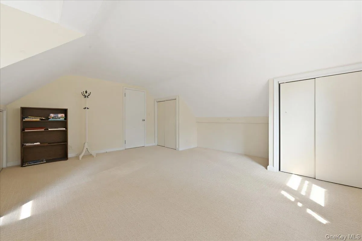 43 Scott Street, North Hempstead, NY, 4 Bedrooms Bedrooms, 8 Rooms Rooms,2 BathroomsBathrooms,Residential,For Rent,Scott,0,1036788 43 Scott Street, North Hempstead, NY, 4 Bedrooms Bedrooms, 8 Rooms Rooms,2 BathroomsBathrooms,Residential,For Rent,Scott,0,1036788