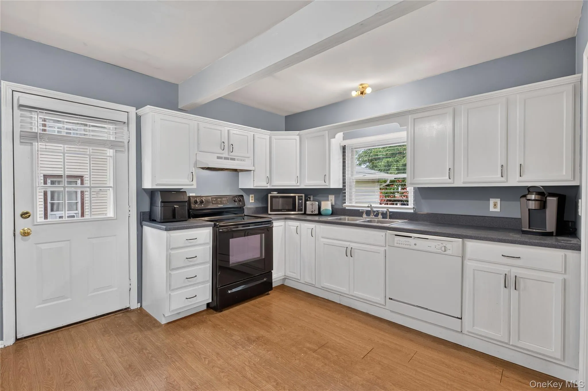 19 Railroad Avenue, Montgomery, NY, 2 Bedrooms Bedrooms, 6 Rooms Rooms,1 BathroomBathrooms,Residential,For Rent,Railroad,0,1036790 19 Railroad Avenue, Montgomery, NY, 2 Bedrooms Bedrooms, 6 Rooms Rooms,1 BathroomBathrooms,Residential,For Rent,Railroad,0,1036790