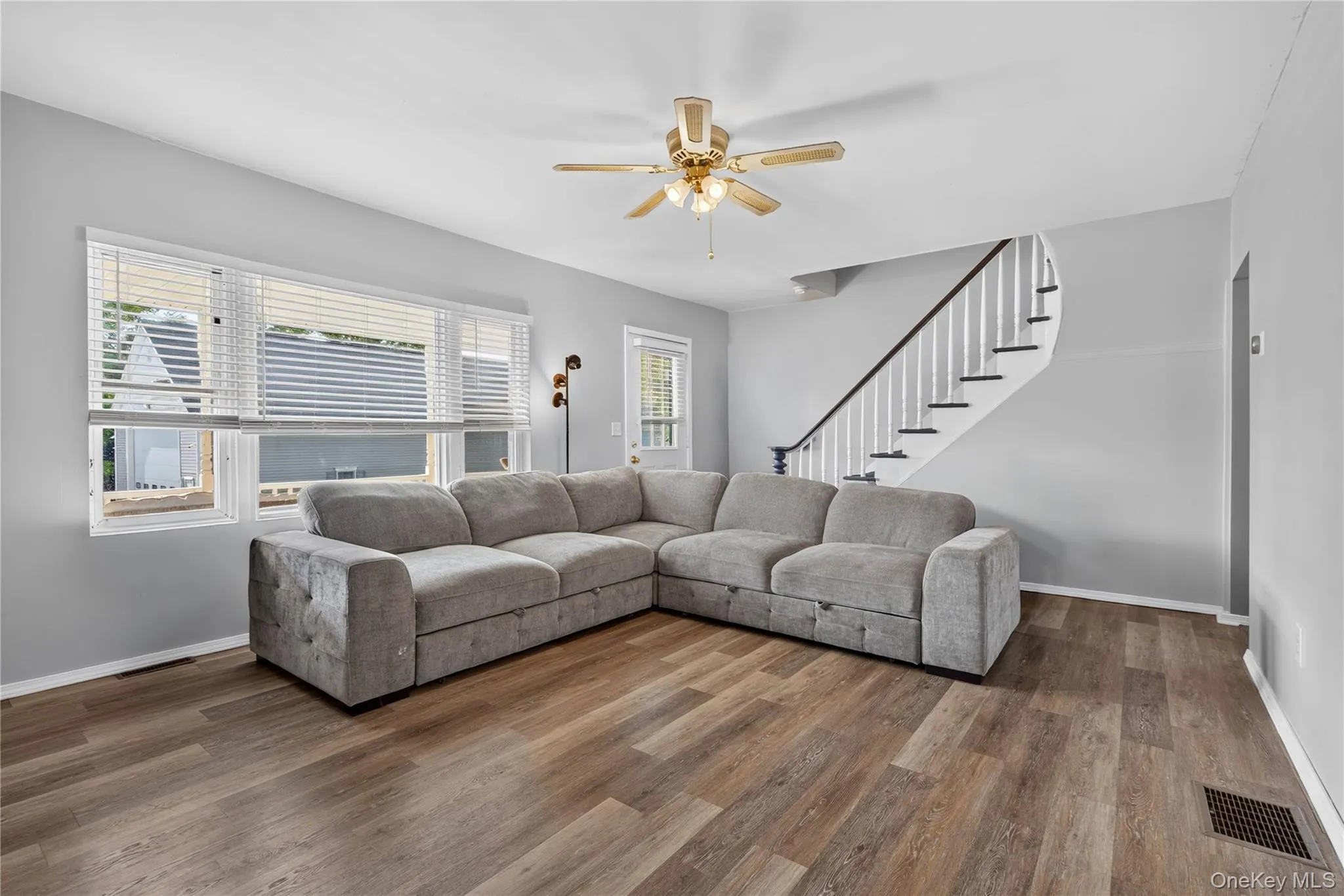 19 Railroad Avenue, Montgomery, NY, 2 Bedrooms Bedrooms, 6 Rooms Rooms,1 BathroomBathrooms,Residential,For Rent,Railroad,0,1036790 19 Railroad Avenue, Montgomery, NY, 2 Bedrooms Bedrooms, 6 Rooms Rooms,1 BathroomBathrooms,Residential,For Rent,Railroad,0,1036790