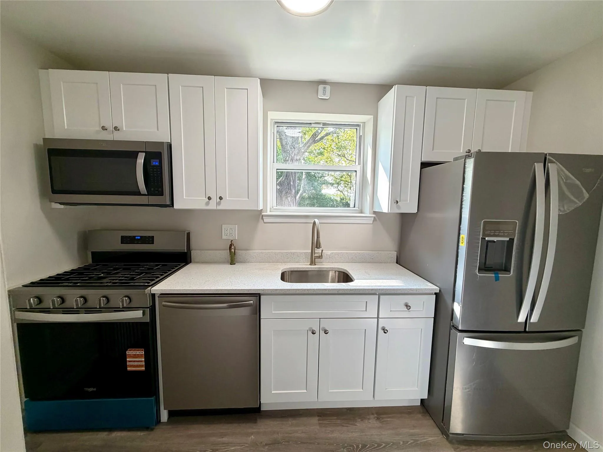 255-49 75th Avenue, New York, NY, 2 Bedrooms Bedrooms, 4 Rooms Rooms,1 BathroomBathrooms,Residential,For Rent,75th,0,1036791 255-49 75th Avenue, New York, NY, 2 Bedrooms Bedrooms, 4 Rooms Rooms,1 BathroomBathrooms,Residential,For Rent,75th,0,1036791