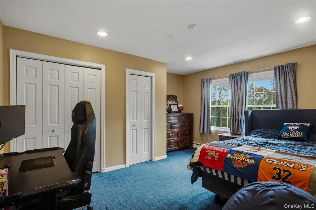 Bedroom Bedroom