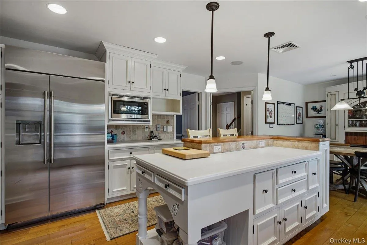 Kitchen showing entry from Mudroom Kitchen showing entry from Mudroom