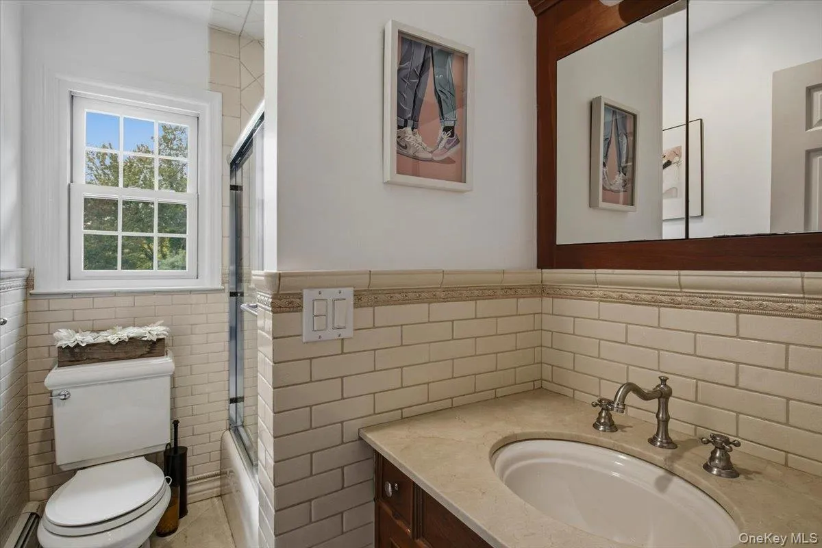 Full bath Full bath