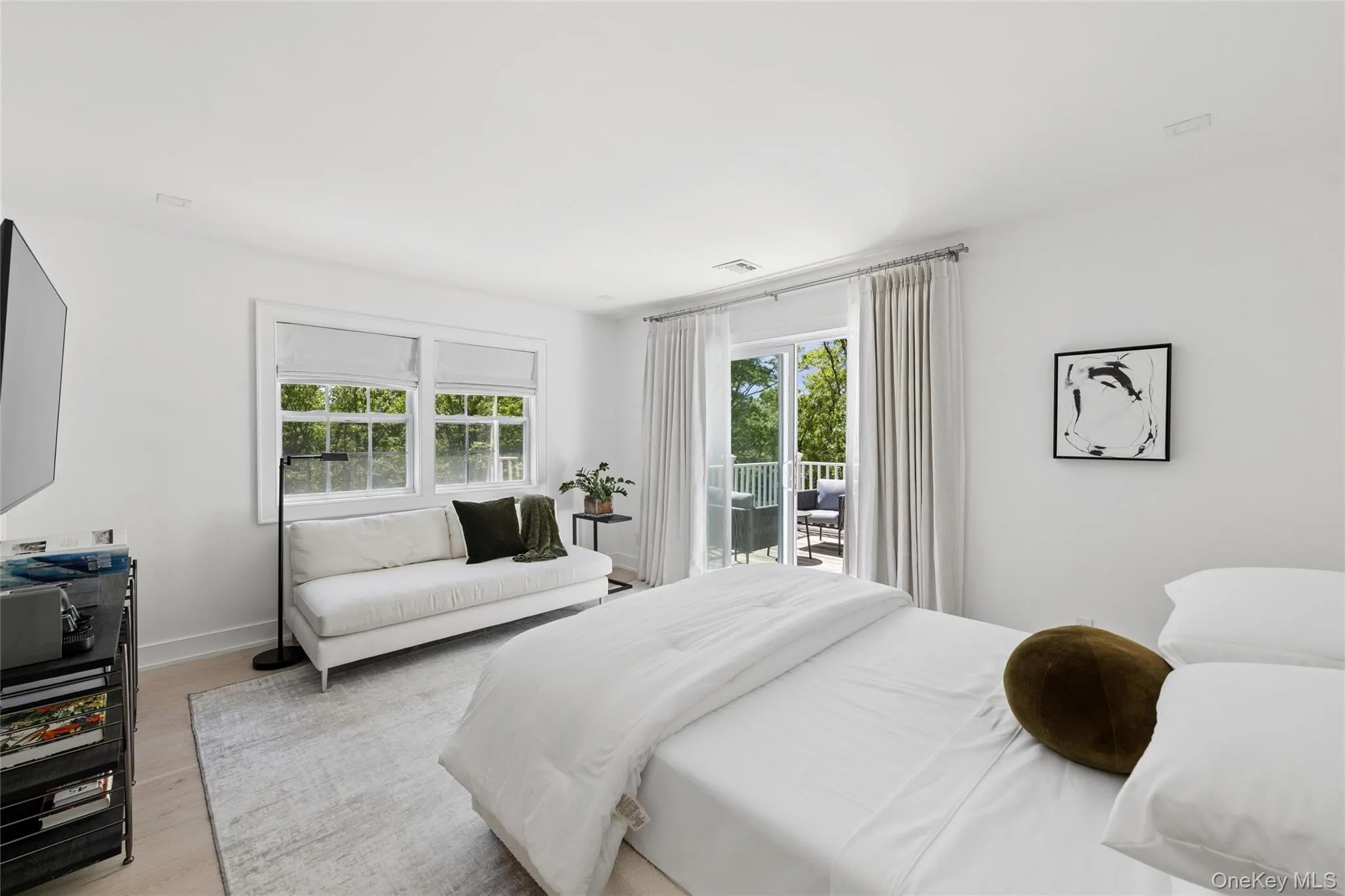 4 Trail Court, Southampton, NY, 4 Bedrooms Bedrooms, 10 Rooms Rooms,4 BathroomsBathrooms,Residential,For Rent,Trail,0,1036793 4 Trail Court, Southampton, NY, 4 Bedrooms Bedrooms, 10 Rooms Rooms,4 BathroomsBathrooms,Residential,For Rent,Trail,0,1036793