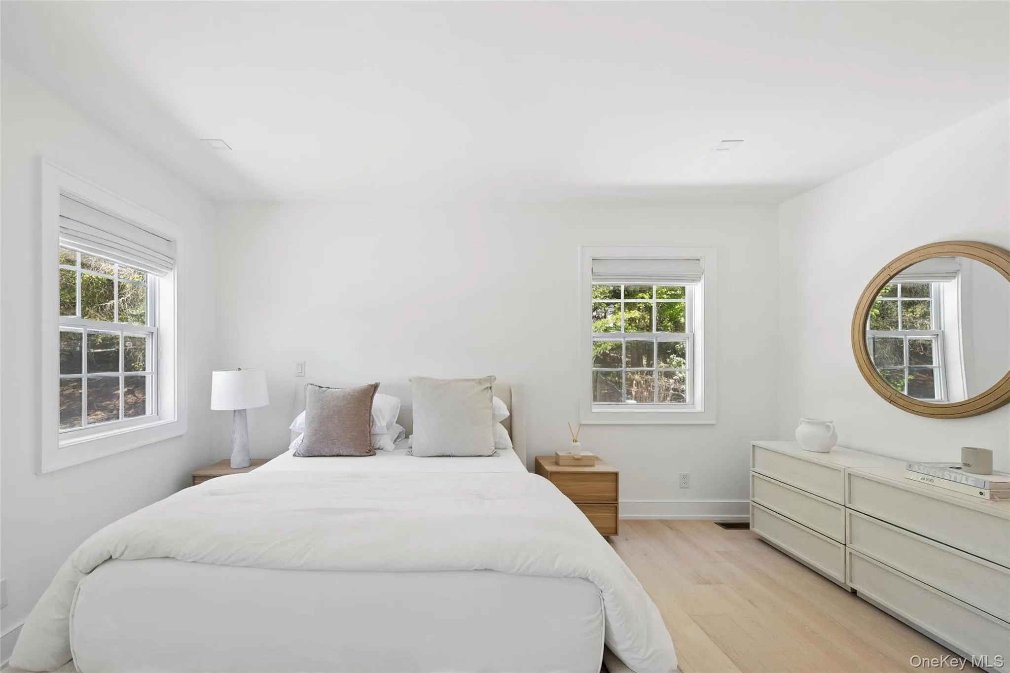 4 Trail Court, Southampton, NY, 4 Bedrooms Bedrooms, 10 Rooms Rooms,4 BathroomsBathrooms,Residential,For Rent,Trail,0,1036793 4 Trail Court, Southampton, NY, 4 Bedrooms Bedrooms, 10 Rooms Rooms,4 BathroomsBathrooms,Residential,For Rent,Trail,0,1036793