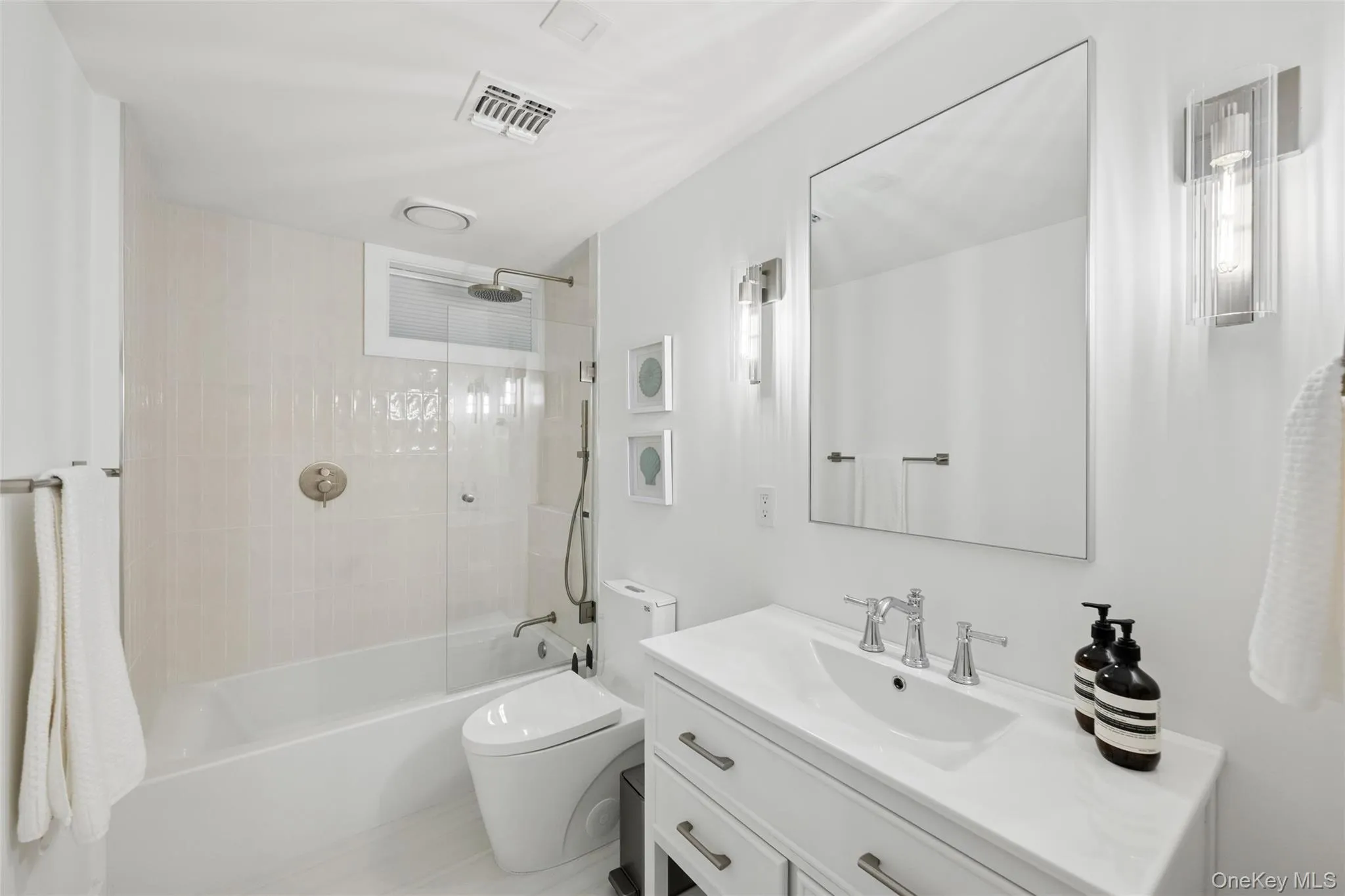 4 Trail Court, Southampton, NY, 4 Bedrooms Bedrooms, 10 Rooms Rooms,4 BathroomsBathrooms,Residential,For Rent,Trail,0,1036793 4 Trail Court, Southampton, NY, 4 Bedrooms Bedrooms, 10 Rooms Rooms,4 BathroomsBathrooms,Residential,For Rent,Trail,0,1036793