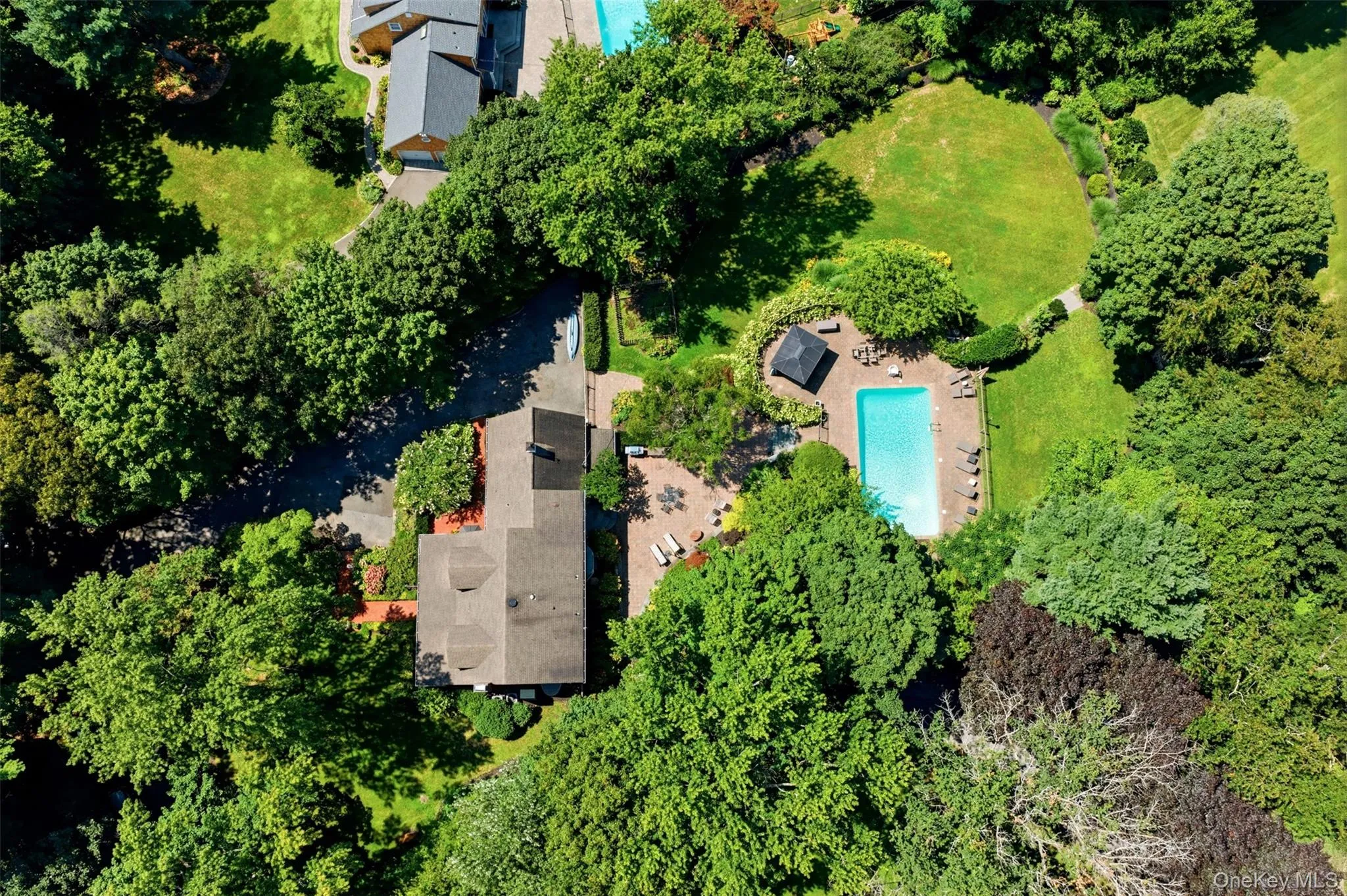 7 Private Road, Huntington, NY, 4 Bedrooms Bedrooms, 9 Rooms Rooms,3 BathroomsBathrooms,Residential,For Rent,Private,0,1036800 7 Private Road, Huntington, NY, 4 Bedrooms Bedrooms, 9 Rooms Rooms,3 BathroomsBathrooms,Residential,For Rent,Private,0,1036800