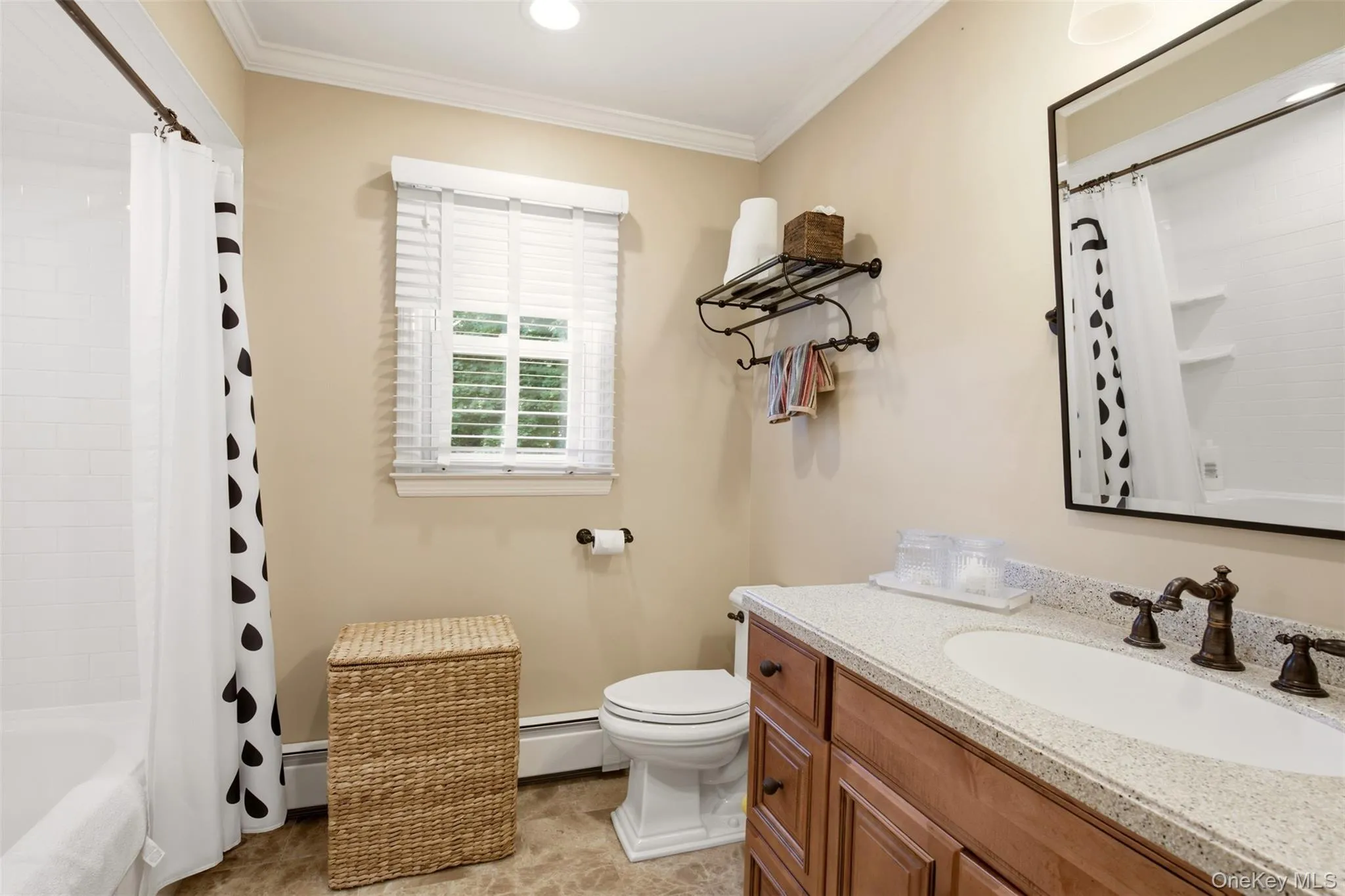 7 Private Road, Huntington, NY, 4 Bedrooms Bedrooms, 9 Rooms Rooms,3 BathroomsBathrooms,Residential,For Rent,Private,0,1036800 7 Private Road, Huntington, NY, 4 Bedrooms Bedrooms, 9 Rooms Rooms,3 BathroomsBathrooms,Residential,For Rent,Private,0,1036800