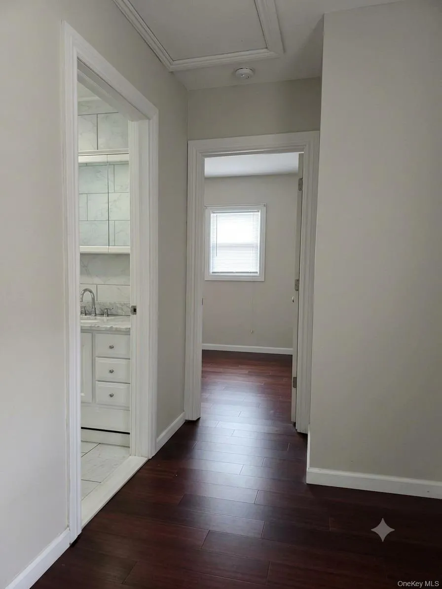 92-10 212th Place, New York, NY, 2 Bedrooms Bedrooms, 8 Rooms Rooms,1 BathroomBathrooms,Residential,For Rent,212th,0,1036805 92-10 212th Place, New York, NY, 2 Bedrooms Bedrooms, 8 Rooms Rooms,1 BathroomBathrooms,Residential,For Rent,212th,0,1036805