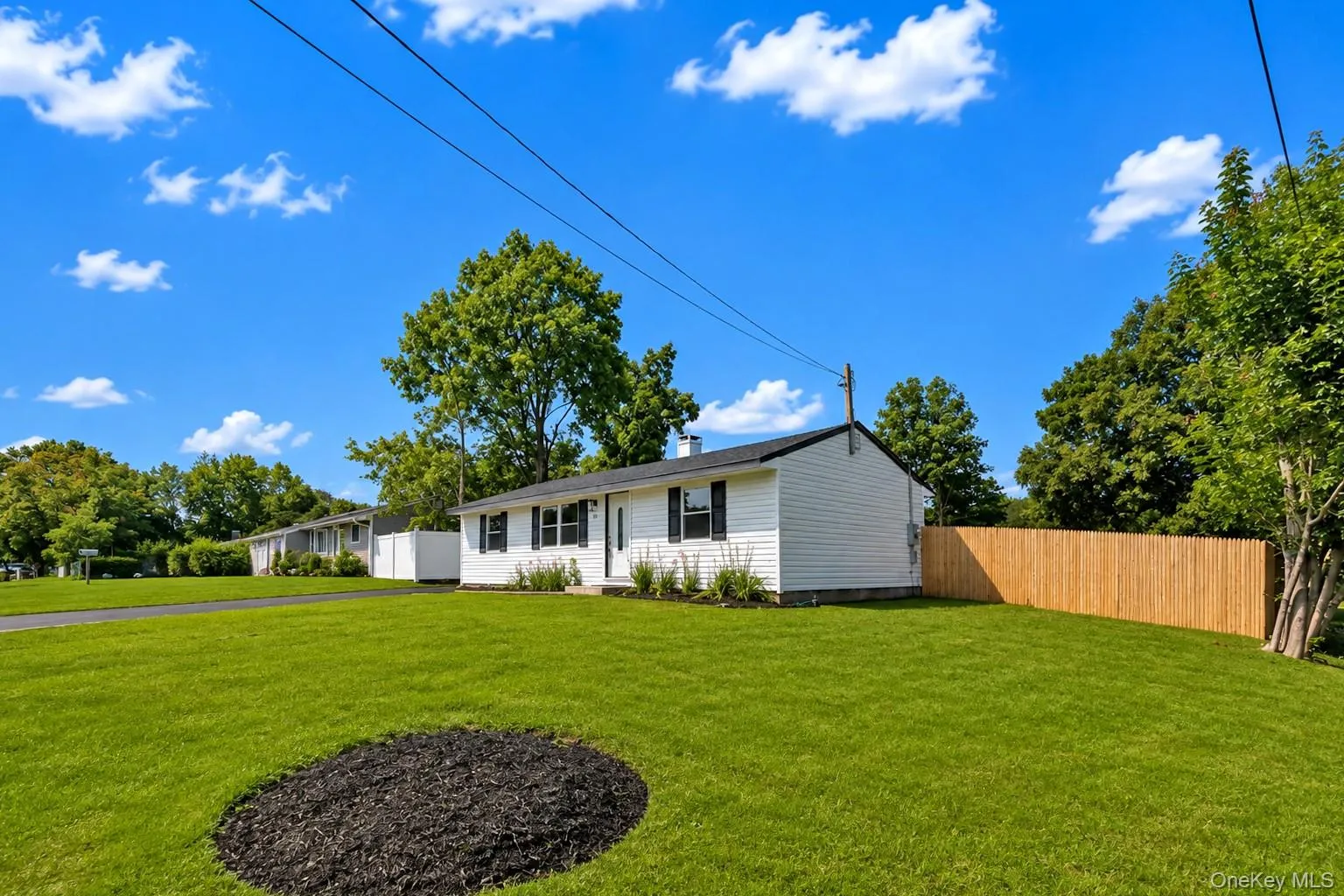 14 Marie Lane, Islip, NY, 4 Bedrooms Bedrooms, 6 Rooms Rooms,1 BathroomBathrooms,Residential,For Rent,Marie,0,1036809 14 Marie Lane, Islip, NY, 4 Bedrooms Bedrooms, 6 Rooms Rooms,1 BathroomBathrooms,Residential,For Rent,Marie,0,1036809