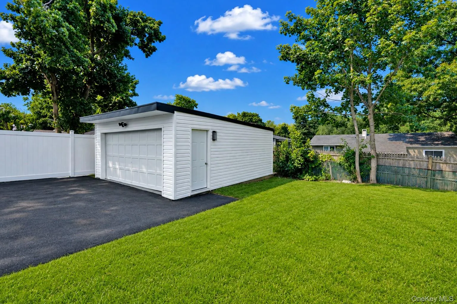 14 Marie Lane, Islip, NY, 4 Bedrooms Bedrooms, 6 Rooms Rooms,1 BathroomBathrooms,Residential,For Rent,Marie,0,1036809 14 Marie Lane, Islip, NY, 4 Bedrooms Bedrooms, 6 Rooms Rooms,1 BathroomBathrooms,Residential,For Rent,Marie,0,1036809