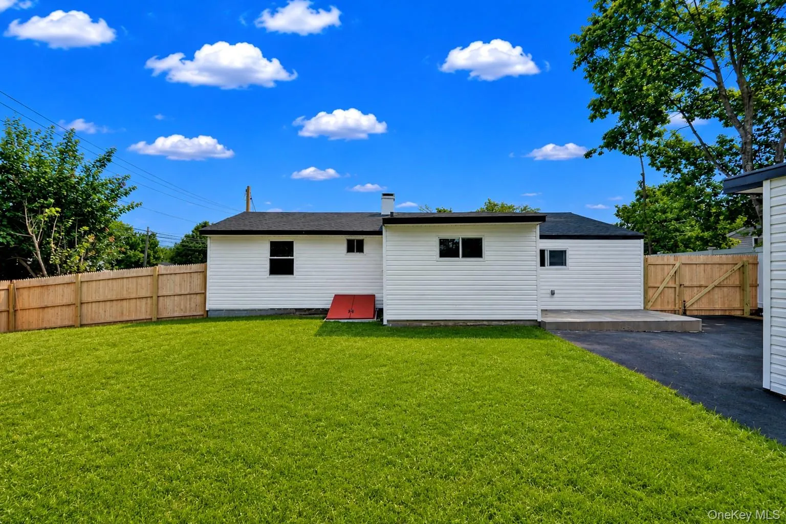 14 Marie Lane, Islip, NY, 4 Bedrooms Bedrooms, 6 Rooms Rooms,1 BathroomBathrooms,Residential,For Rent,Marie,0,1036809 14 Marie Lane, Islip, NY, 4 Bedrooms Bedrooms, 6 Rooms Rooms,1 BathroomBathrooms,Residential,For Rent,Marie,0,1036809