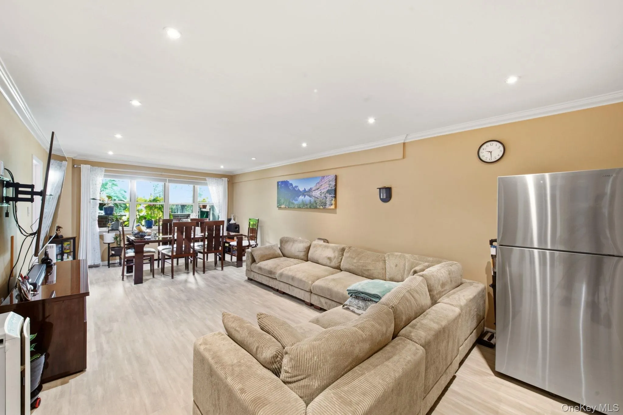 180 South Middle Neck, North Hempstead, NY, 1 Bedroom Bedrooms, 5 Rooms Rooms,1 BathroomBathrooms,Residential,For Rent,South Middle Neck,0,1036810 180 South Middle Neck, North Hempstead, NY, 1 Bedroom Bedrooms, 5 Rooms Rooms,1 BathroomBathrooms,Residential,For Rent,South Middle Neck,0,1036810