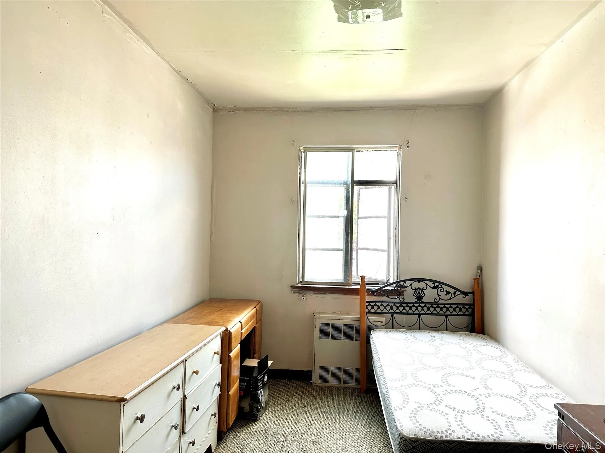 97-33 42nd Avenue, New York, NY, 3 Bedrooms Bedrooms, 6 Rooms Rooms,1 BathroomBathrooms,Residential,For Rent,42nd,0,1036812 97-33 42nd Avenue, New York, NY, 3 Bedrooms Bedrooms, 6 Rooms Rooms,1 BathroomBathrooms,Residential,For Rent,42nd,0,1036812