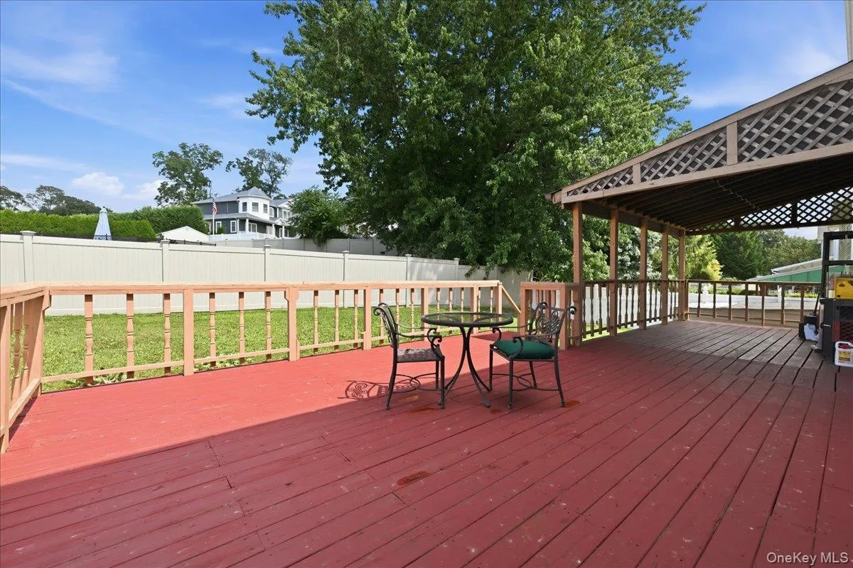 23 Hampshire Drive, Oyster Bay, NY, 4 Bedrooms Bedrooms, 10 Rooms Rooms,2 BathroomsBathrooms,Residential,For Rent,Hampshire,0,1036814 23 Hampshire Drive, Oyster Bay, NY, 4 Bedrooms Bedrooms, 10 Rooms Rooms,2 BathroomsBathrooms,Residential,For Rent,Hampshire,0,1036814