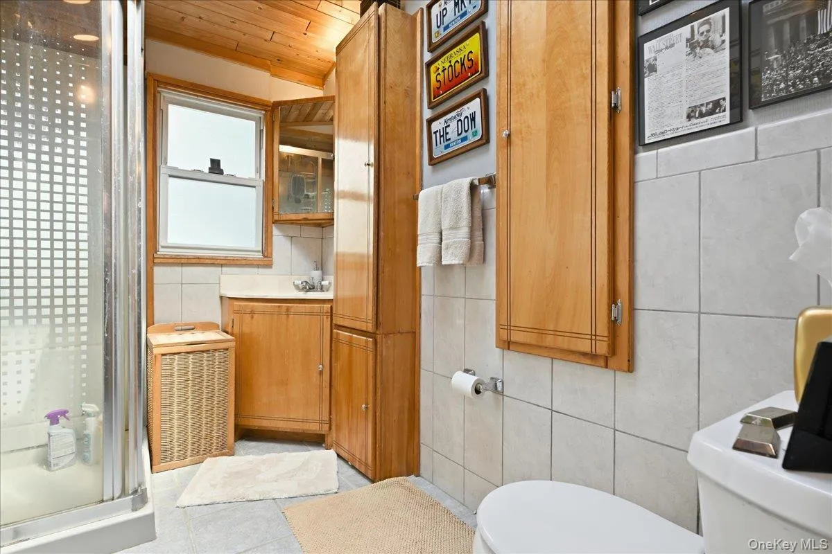 23 Hampshire Drive, Oyster Bay, NY, 4 Bedrooms Bedrooms, 10 Rooms Rooms,2 BathroomsBathrooms,Residential,For Rent,Hampshire,0,1036814 23 Hampshire Drive, Oyster Bay, NY, 4 Bedrooms Bedrooms, 10 Rooms Rooms,2 BathroomsBathrooms,Residential,For Rent,Hampshire,0,1036814