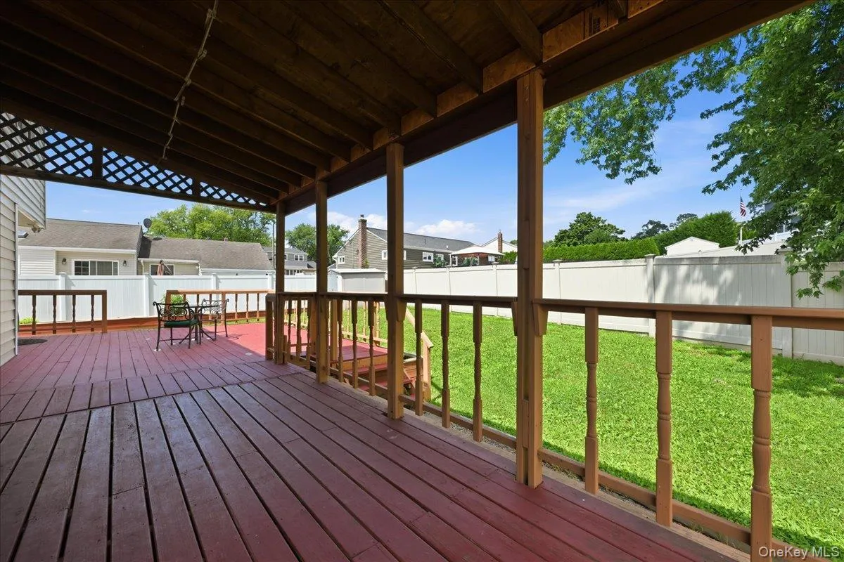 23 Hampshire Drive, Oyster Bay, NY, 4 Bedrooms Bedrooms, 10 Rooms Rooms,2 BathroomsBathrooms,Residential,For Rent,Hampshire,0,1036814 23 Hampshire Drive, Oyster Bay, NY, 4 Bedrooms Bedrooms, 10 Rooms Rooms,2 BathroomsBathrooms,Residential,For Rent,Hampshire,0,1036814