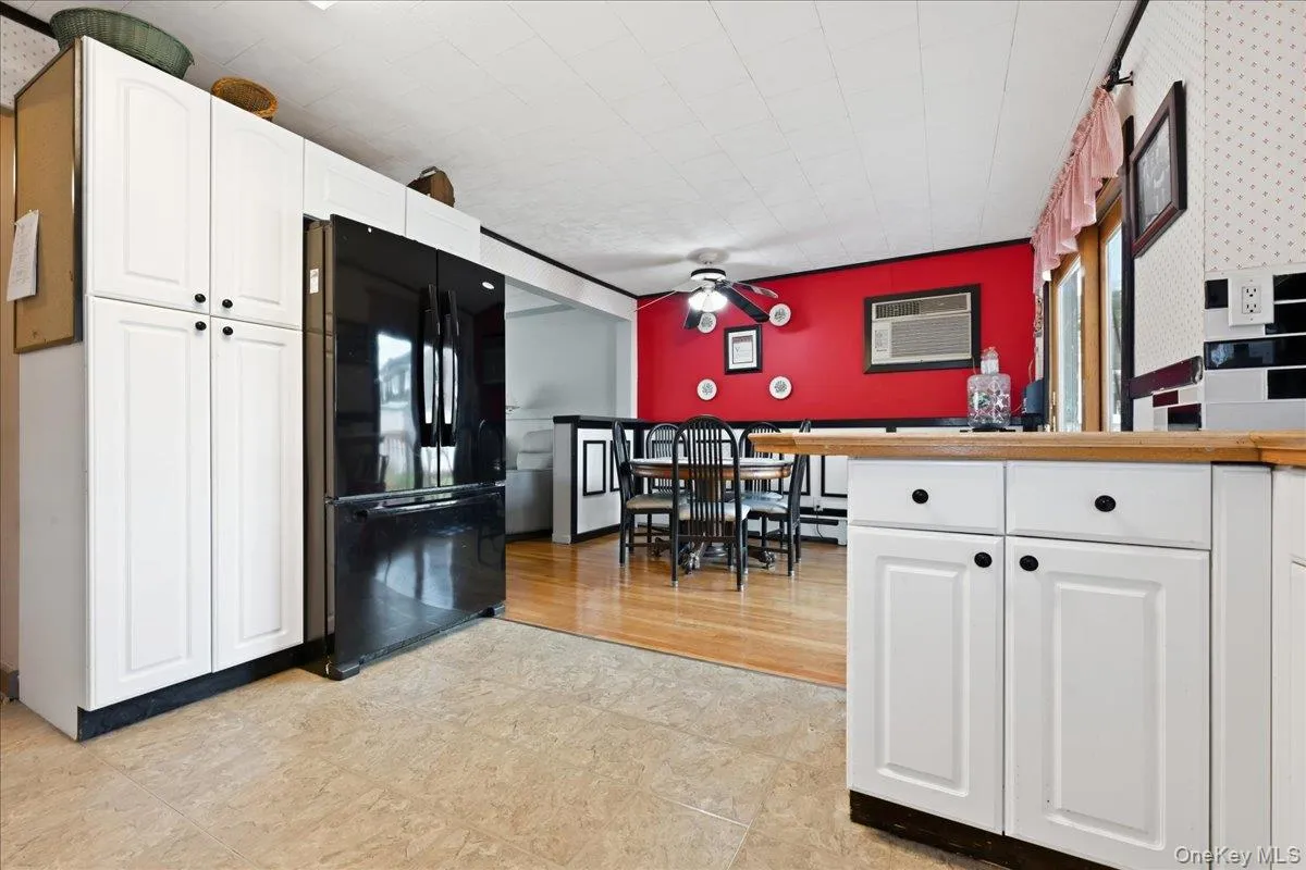 23 Hampshire Drive, Oyster Bay, NY, 4 Bedrooms Bedrooms, 10 Rooms Rooms,2 BathroomsBathrooms,Residential,For Rent,Hampshire,0,1036814 23 Hampshire Drive, Oyster Bay, NY, 4 Bedrooms Bedrooms, 10 Rooms Rooms,2 BathroomsBathrooms,Residential,For Rent,Hampshire,0,1036814