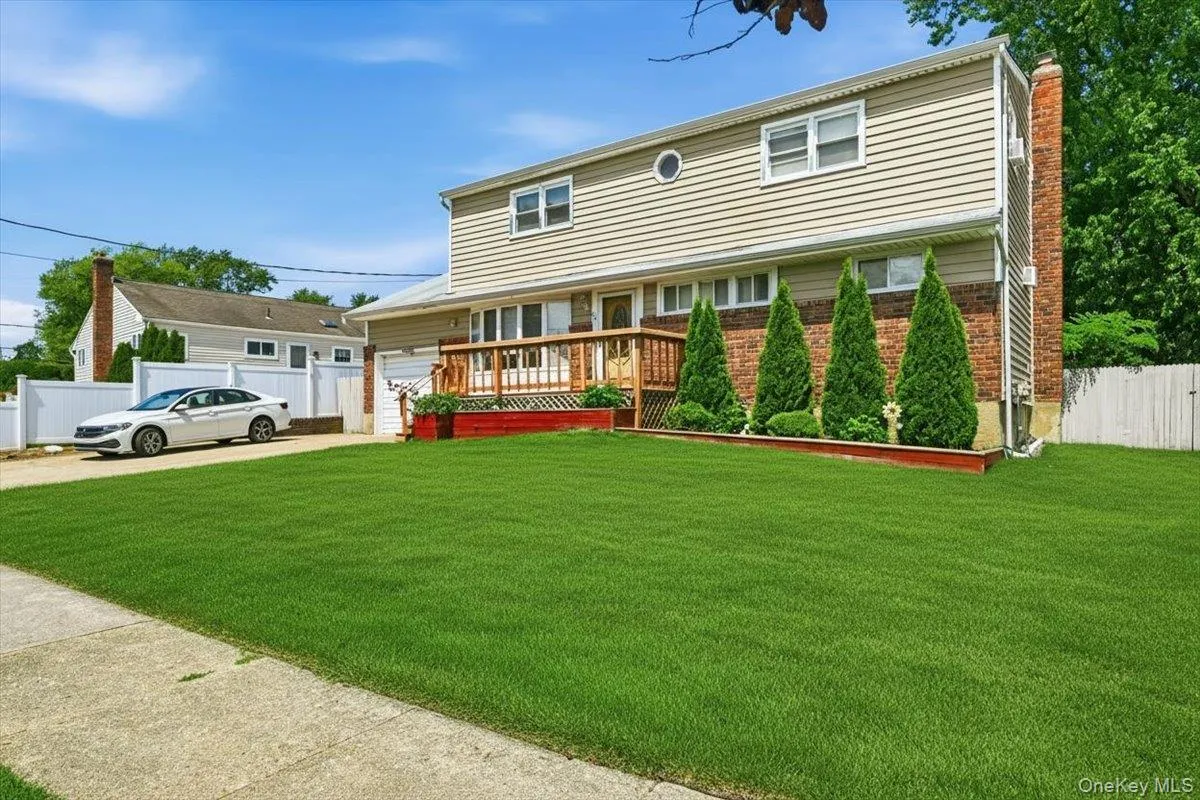 23 Hampshire Drive, Oyster Bay, NY, 4 Bedrooms Bedrooms, 10 Rooms Rooms,2 BathroomsBathrooms,Residential,For Rent,Hampshire,0,1036814 23 Hampshire Drive, Oyster Bay, NY, 4 Bedrooms Bedrooms, 10 Rooms Rooms,2 BathroomsBathrooms,Residential,For Rent,Hampshire,0,1036814