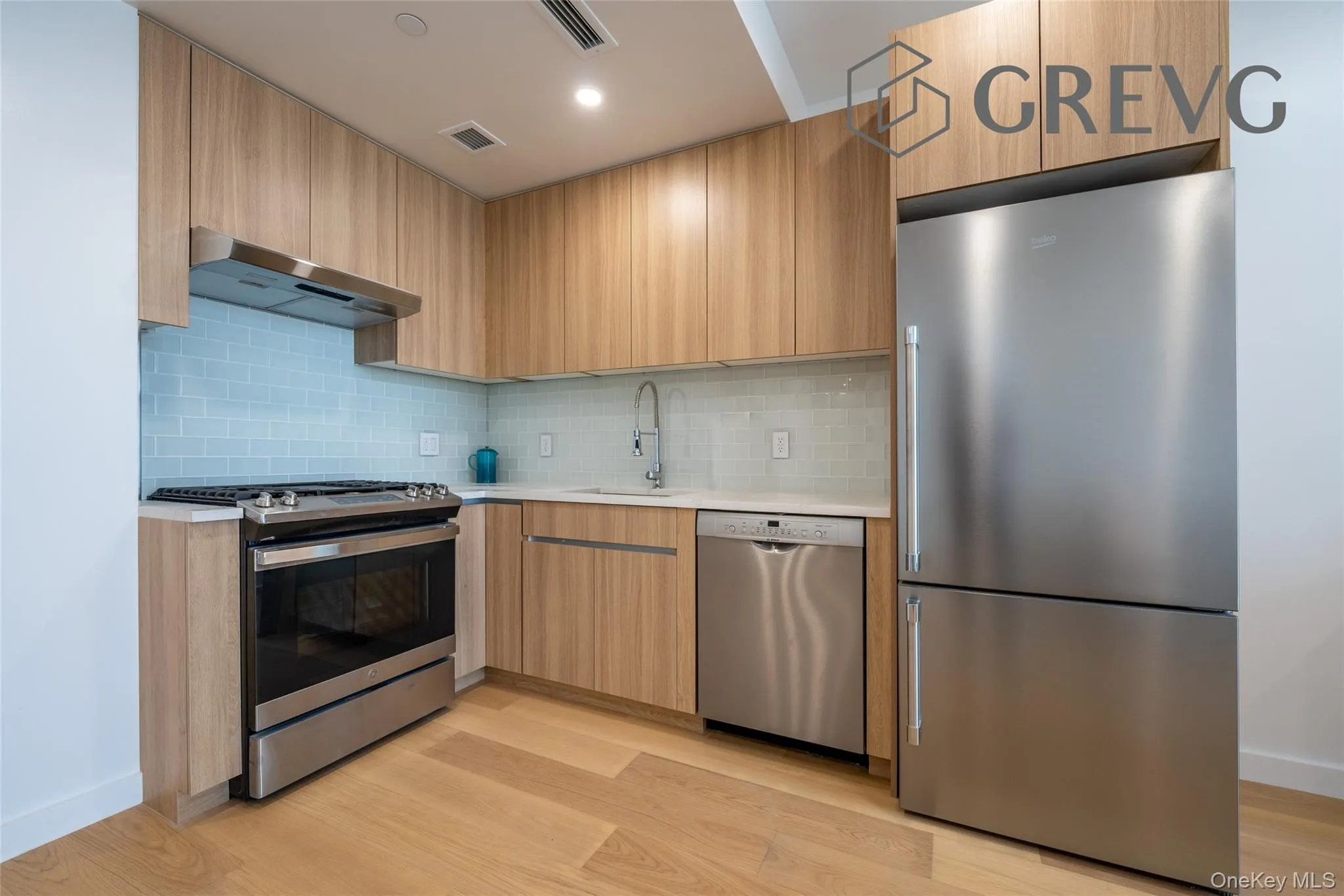 134-16 35th Avenue, New York, NY, 1 Bedroom Bedrooms, 3 Rooms Rooms,1 BathroomBathrooms,Residential Lease,For Rent,35th,0,1036815 134-16 35th Avenue, New York, NY, 1 Bedroom Bedrooms, 3 Rooms Rooms,1 BathroomBathrooms,Residential Lease,For Rent,35th,0,1036815