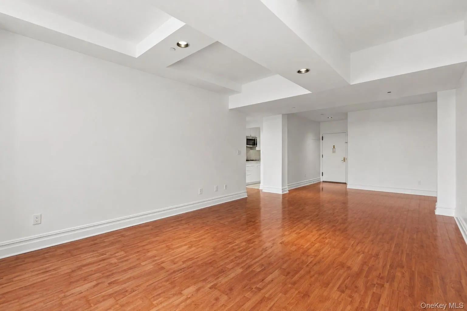 45-02 Ditmars Boulevard, New York, NY, 1 Bedroom Bedrooms, 4 Rooms Rooms,1 BathroomBathrooms,Residential,For Rent,Ditmars,0,1036818 45-02 Ditmars Boulevard, New York, NY, 1 Bedroom Bedrooms, 4 Rooms Rooms,1 BathroomBathrooms,Residential,For Rent,Ditmars,0,1036818