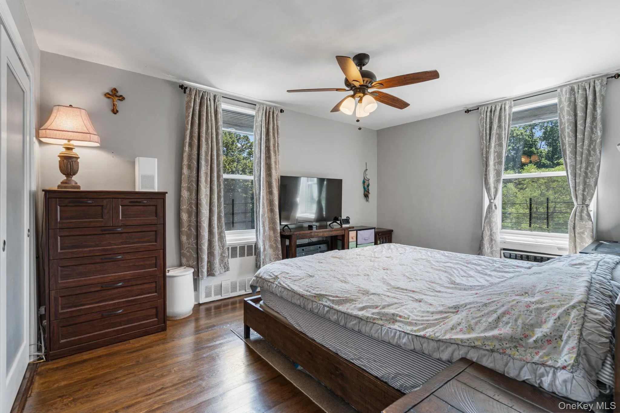 209-15 18th Avenue, New York, NY, 3 Bedrooms Bedrooms, 5 Rooms Rooms,1 BathroomBathrooms,Residential,For Rent,18th,0,1036821 209-15 18th Avenue, New York, NY, 3 Bedrooms Bedrooms, 5 Rooms Rooms,1 BathroomBathrooms,Residential,For Rent,18th,0,1036821