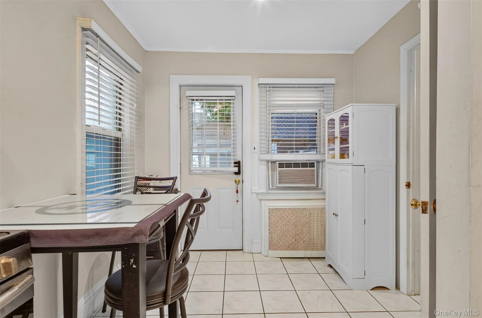 3323 200th Street, New York, NY, 3 Bedrooms Bedrooms, 6 Rooms Rooms,2 BathroomsBathrooms,Residential,For Rent,200th,0,1036823 3323 200th Street, New York, NY, 3 Bedrooms Bedrooms, 6 Rooms Rooms,2 BathroomsBathrooms,Residential,For Rent,200th,0,1036823
