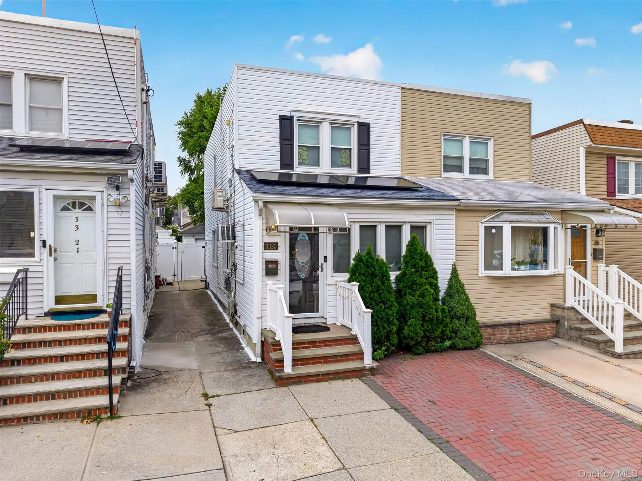 3323 200th Street, New York, NY, 3 Bedrooms Bedrooms, 6 Rooms Rooms,2 BathroomsBathrooms,Residential,For Rent,200th,0,1036823 3323 200th Street, New York, NY, 3 Bedrooms Bedrooms, 6 Rooms Rooms,2 BathroomsBathrooms,Residential,For Rent,200th,0,1036823