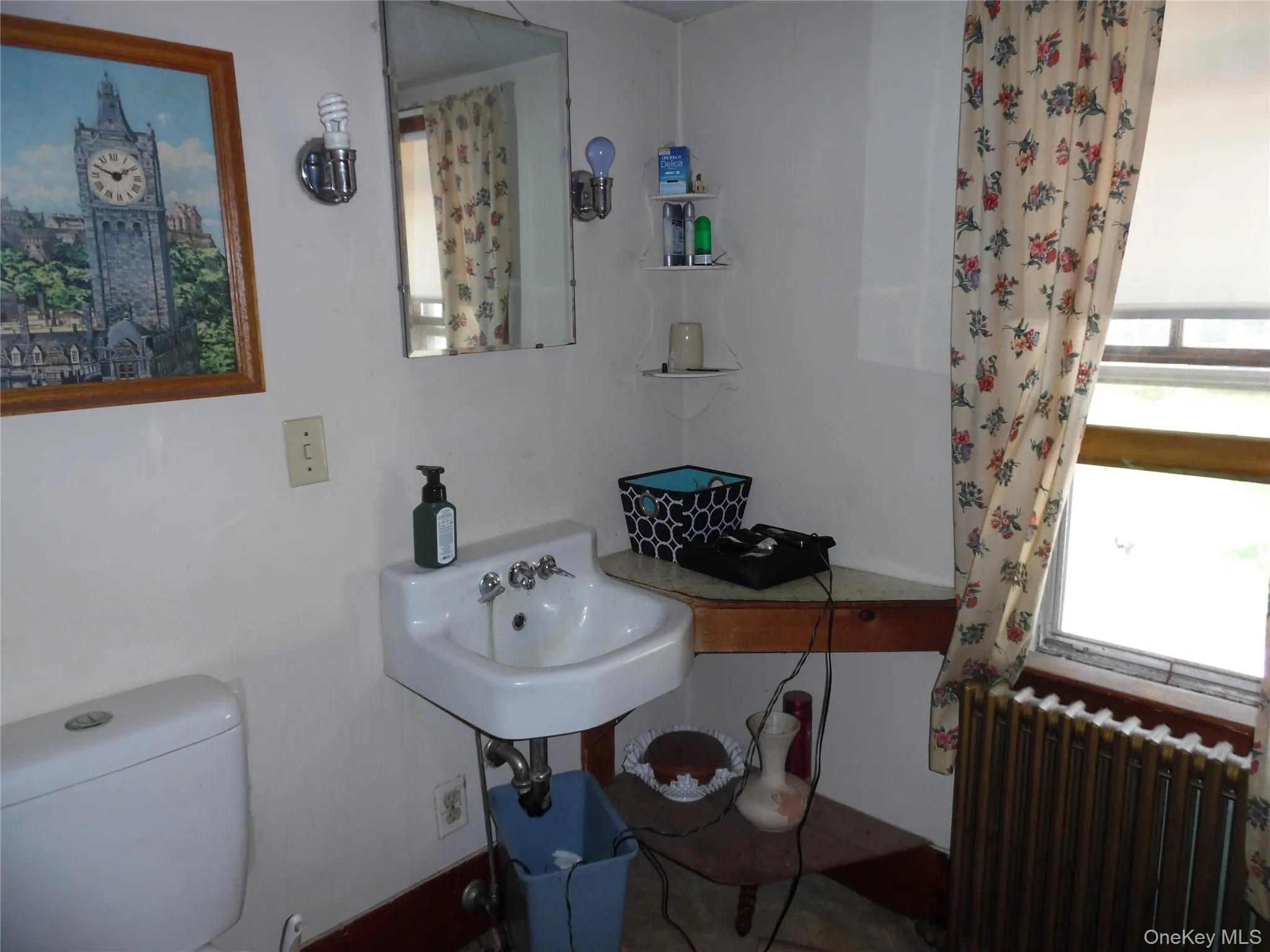 6310 State Route 42, Fallsburg, NY, 4 Bedrooms Bedrooms, 9 Rooms Rooms,1 BathroomBathrooms,Residential,For Rent,State Route 42,0,1036827 6310 State Route 42, Fallsburg, NY, 4 Bedrooms Bedrooms, 9 Rooms Rooms,1 BathroomBathrooms,Residential,For Rent,State Route 42,0,1036827