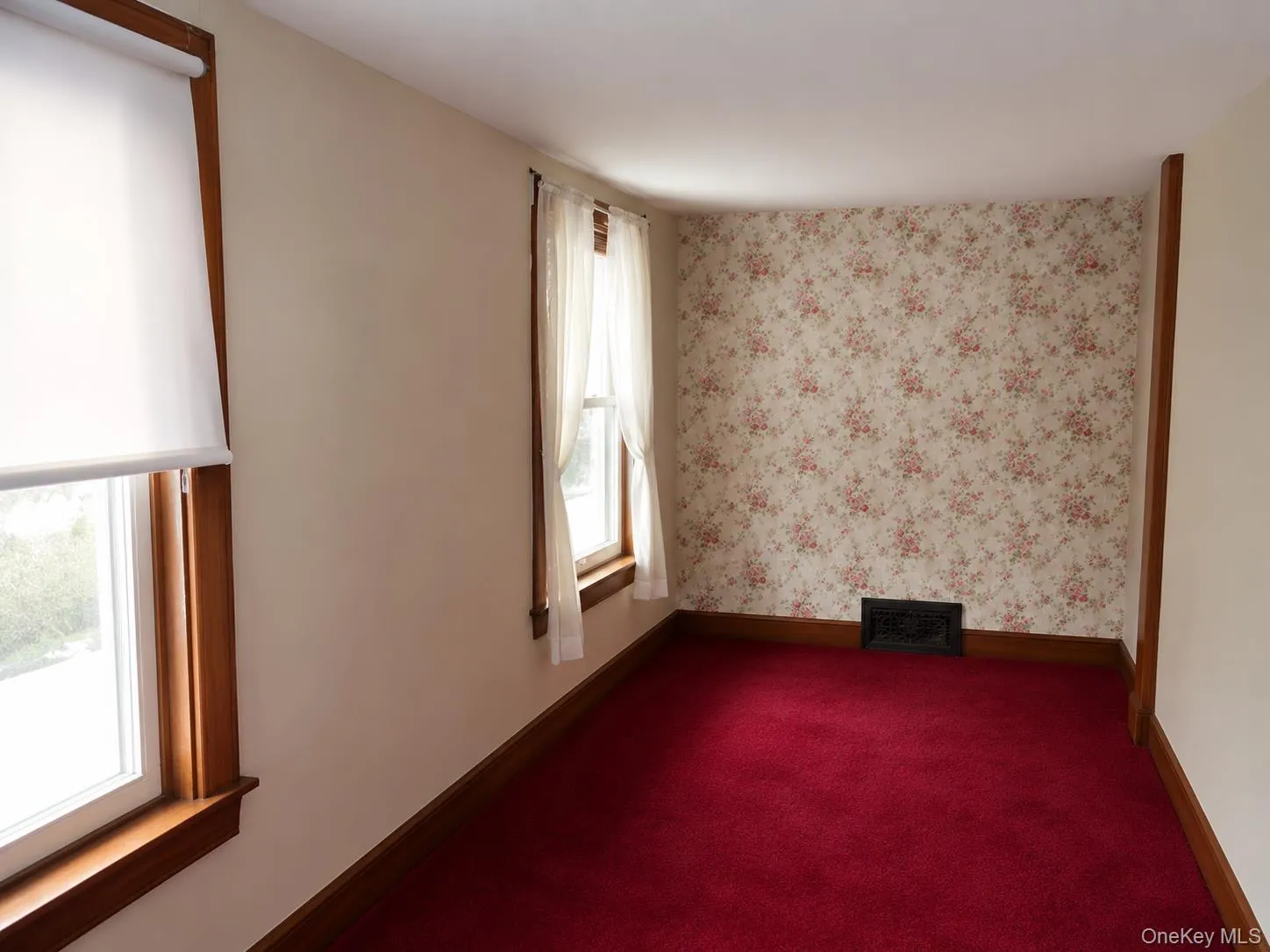 6310 State Route 42, Fallsburg, NY, 4 Bedrooms Bedrooms, 9 Rooms Rooms,1 BathroomBathrooms,Residential,For Rent,State Route 42,0,1036827 6310 State Route 42, Fallsburg, NY, 4 Bedrooms Bedrooms, 9 Rooms Rooms,1 BathroomBathrooms,Residential,For Rent,State Route 42,0,1036827
