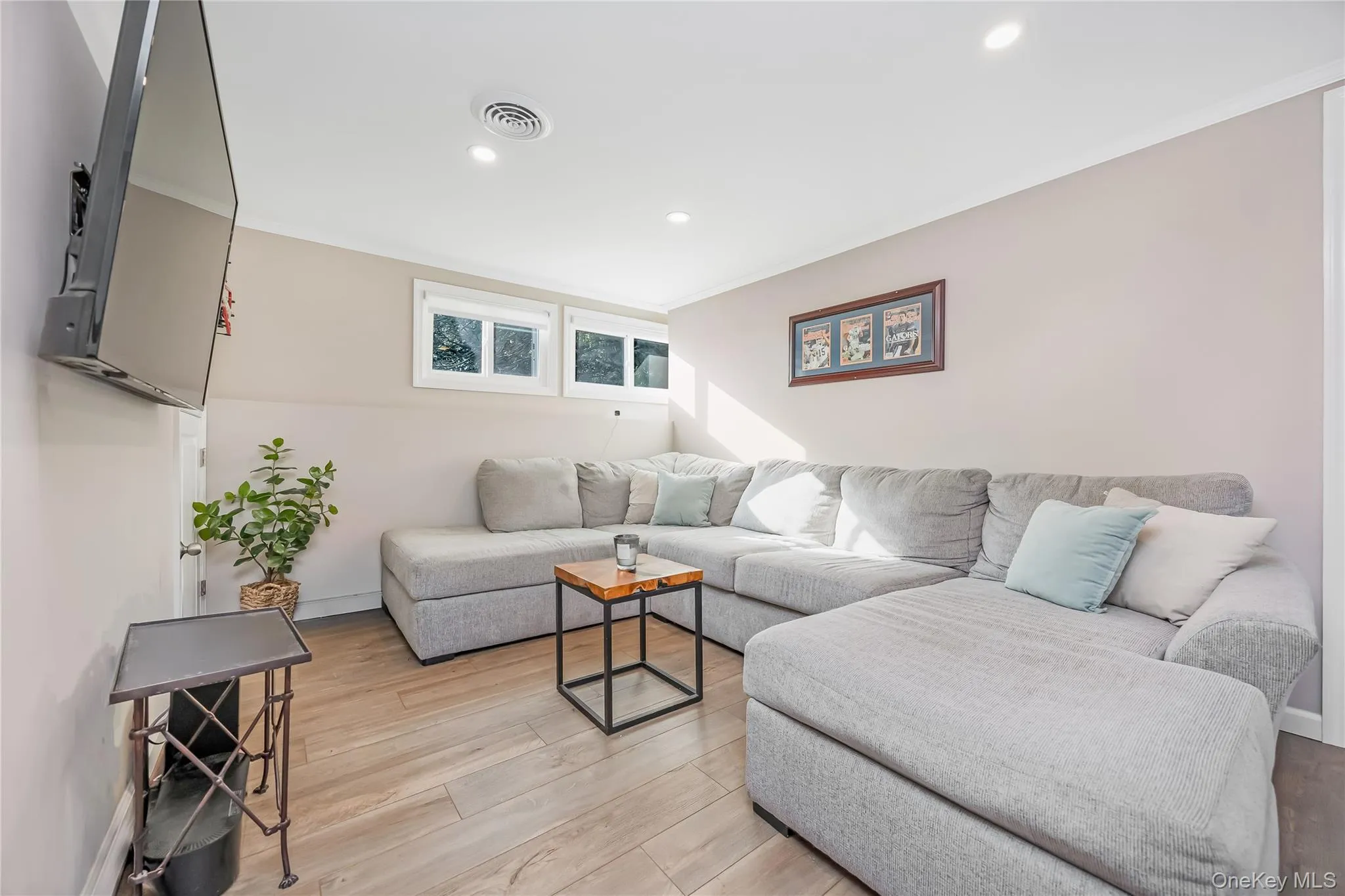 27 Baywood Lane, Islip, NY, 4 Bedrooms Bedrooms, 9 Rooms Rooms,2 BathroomsBathrooms,Residential,For Rent,Baywood,0,1036830 27 Baywood Lane, Islip, NY, 4 Bedrooms Bedrooms, 9 Rooms Rooms,2 BathroomsBathrooms,Residential,For Rent,Baywood,0,1036830
