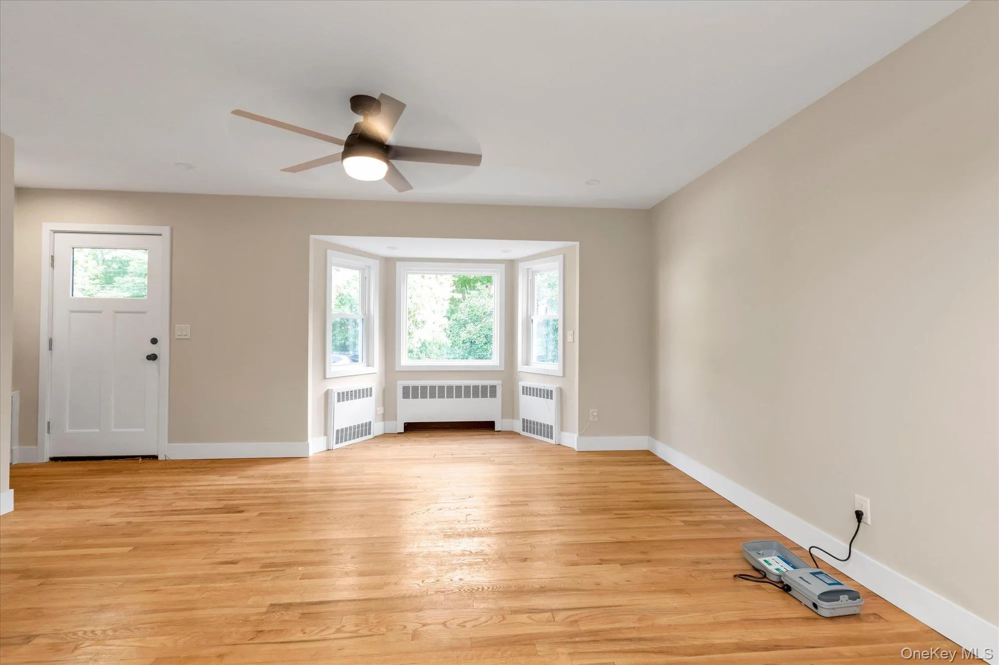 10 Stratton, Huntington, NY, 4 Bedrooms Bedrooms, 6 Rooms Rooms,2 BathroomsBathrooms,Residential Lease,For Rent,Stratton,0,1036831 10 Stratton, Huntington, NY, 4 Bedrooms Bedrooms, 6 Rooms Rooms,2 BathroomsBathrooms,Residential Lease,For Rent,Stratton,0,1036831