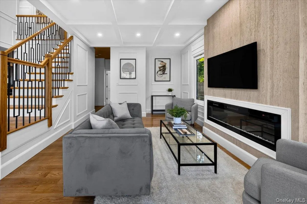 112 Old Oak Lane, Hempstead, NY, 5 Bedrooms Bedrooms, 6 Rooms Rooms,5 BathroomsBathrooms,Residential,For Rent,Old Oak,0,1036835 112 Old Oak Lane, Hempstead, NY, 5 Bedrooms Bedrooms, 6 Rooms Rooms,5 BathroomsBathrooms,Residential,For Rent,Old Oak,0,1036835