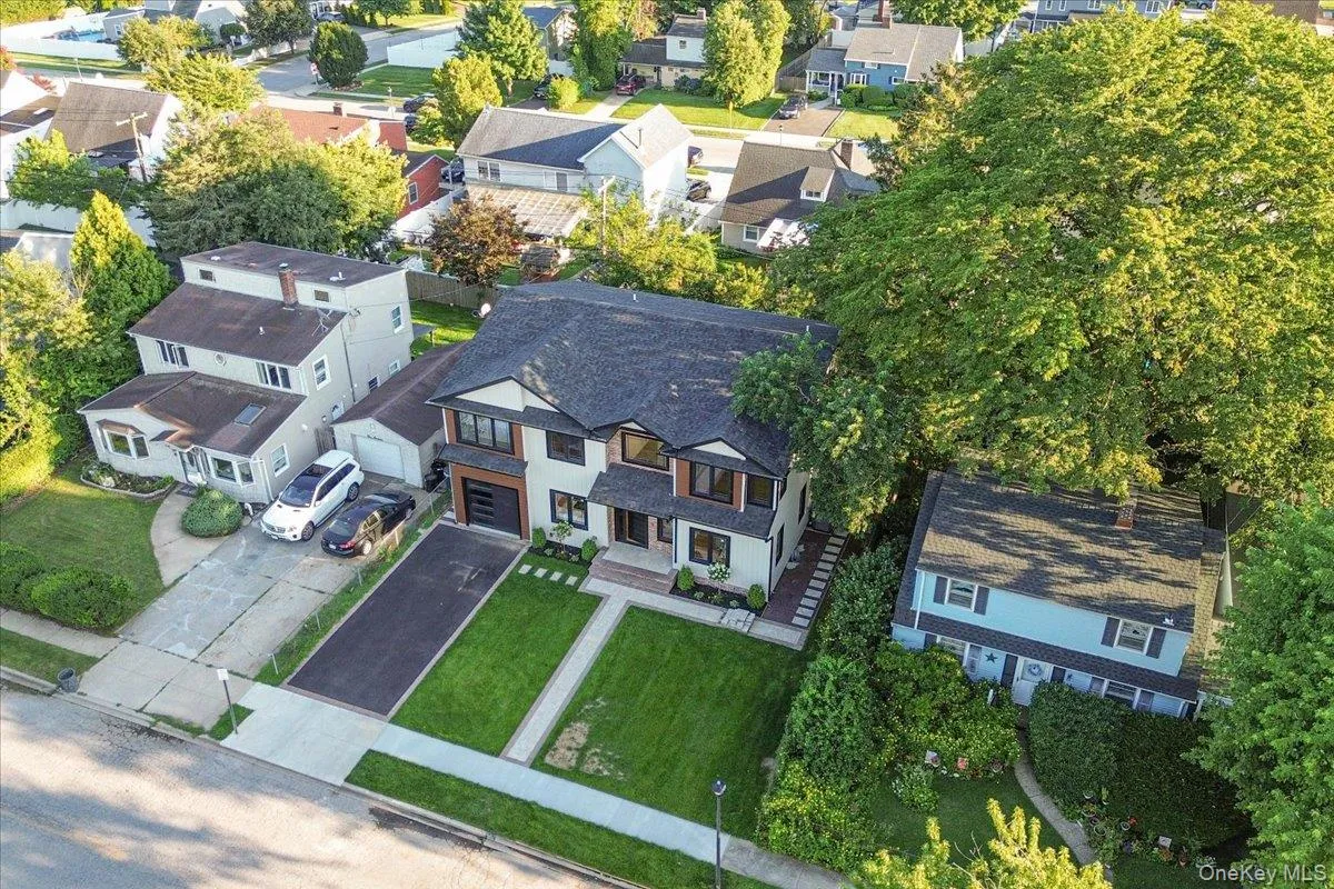 112 Old Oak Lane, Hempstead, NY, 5 Bedrooms Bedrooms, 6 Rooms Rooms,5 BathroomsBathrooms,Residential,For Rent,Old Oak,0,1036835 112 Old Oak Lane, Hempstead, NY, 5 Bedrooms Bedrooms, 6 Rooms Rooms,5 BathroomsBathrooms,Residential,For Rent,Old Oak,0,1036835