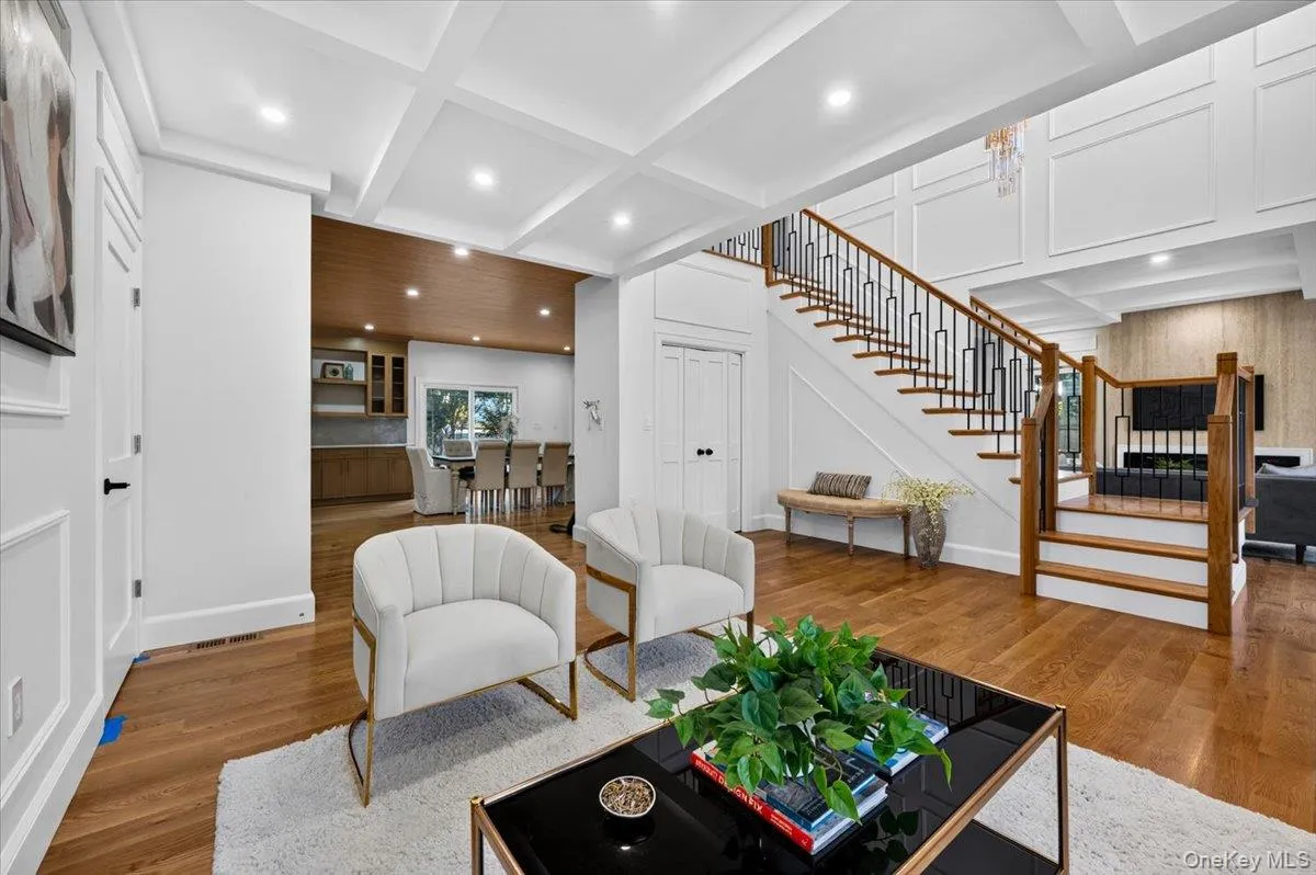 112 Old Oak Lane, Hempstead, NY, 5 Bedrooms Bedrooms, 6 Rooms Rooms,5 BathroomsBathrooms,Residential,For Rent,Old Oak,0,1036835 112 Old Oak Lane, Hempstead, NY, 5 Bedrooms Bedrooms, 6 Rooms Rooms,5 BathroomsBathrooms,Residential,For Rent,Old Oak,0,1036835