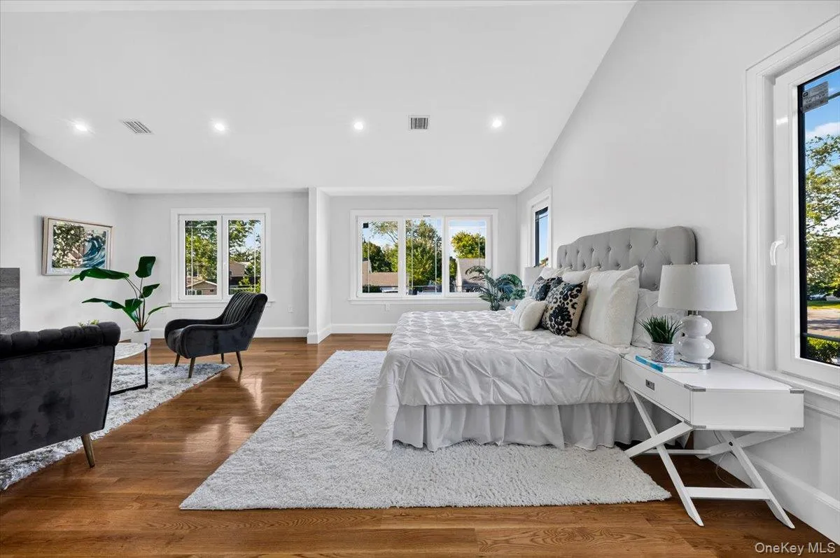 112 Old Oak Lane, Hempstead, NY, 5 Bedrooms Bedrooms, 6 Rooms Rooms,5 BathroomsBathrooms,Residential,For Rent,Old Oak,0,1036835 112 Old Oak Lane, Hempstead, NY, 5 Bedrooms Bedrooms, 6 Rooms Rooms,5 BathroomsBathrooms,Residential,For Rent,Old Oak,0,1036835