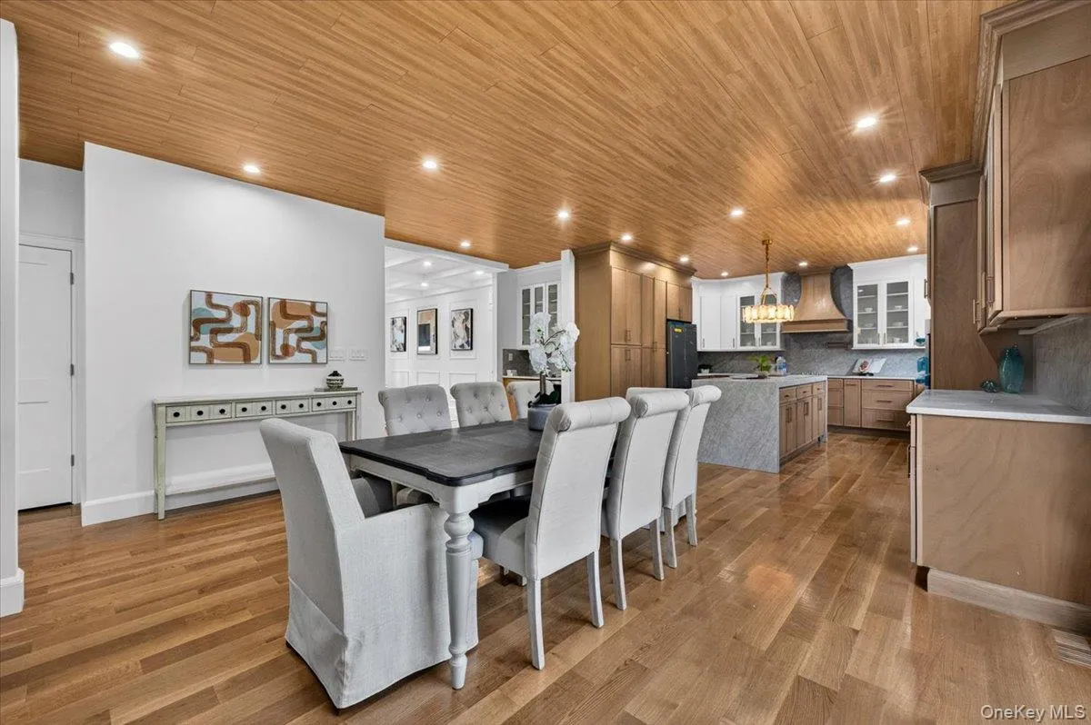 112 Old Oak Lane, Hempstead, NY, 5 Bedrooms Bedrooms, 6 Rooms Rooms,5 BathroomsBathrooms,Residential,For Rent,Old Oak,0,1036835 112 Old Oak Lane, Hempstead, NY, 5 Bedrooms Bedrooms, 6 Rooms Rooms,5 BathroomsBathrooms,Residential,For Rent,Old Oak,0,1036835