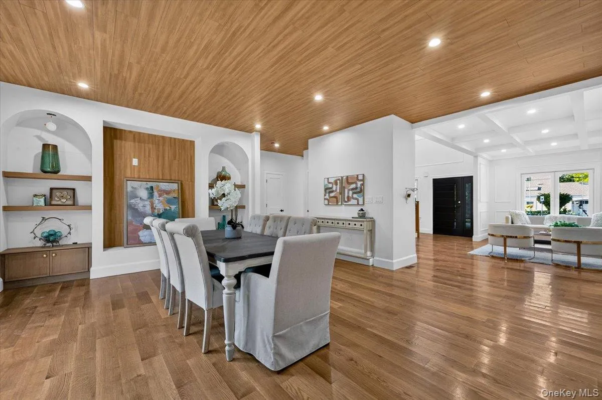 112 Old Oak Lane, Hempstead, NY, 5 Bedrooms Bedrooms, 6 Rooms Rooms,5 BathroomsBathrooms,Residential,For Rent,Old Oak,0,1036835 112 Old Oak Lane, Hempstead, NY, 5 Bedrooms Bedrooms, 6 Rooms Rooms,5 BathroomsBathrooms,Residential,For Rent,Old Oak,0,1036835