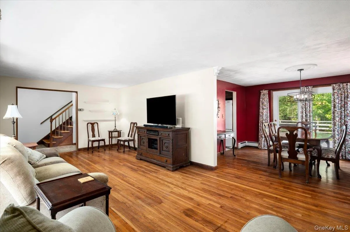 9 Laurel Road, Lewisboro, NY, 4 Bedrooms Bedrooms, 8 Rooms Rooms,1 BathroomBathrooms,Residential,For Rent,Laurel,0,1036838 9 Laurel Road, Lewisboro, NY, 4 Bedrooms Bedrooms, 8 Rooms Rooms,1 BathroomBathrooms,Residential,For Rent,Laurel,0,1036838