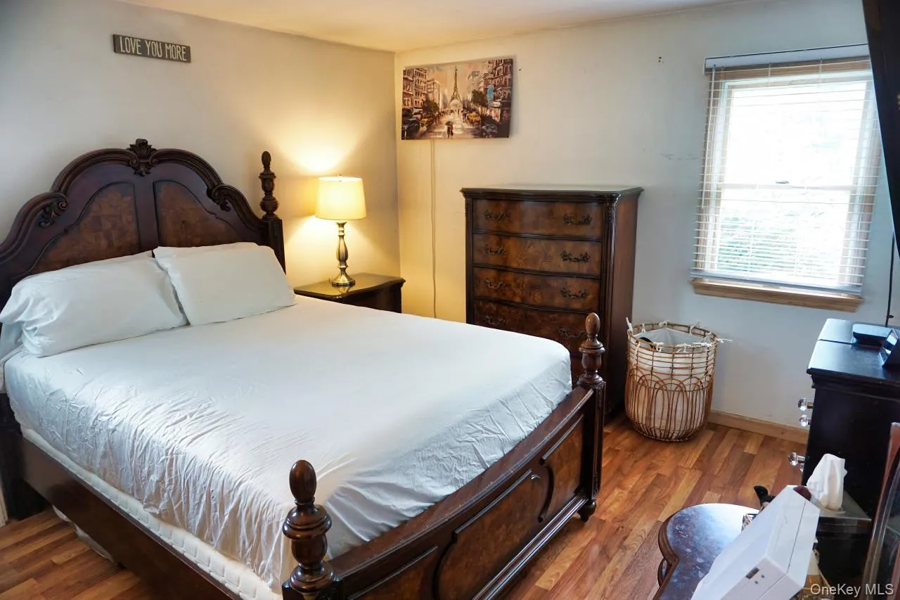 108 Glen Road, Babylon, NY, 3 Bedrooms Bedrooms, 5 Rooms Rooms,1 BathroomBathrooms,Residential,For Rent,Glen,0,1036839 108 Glen Road, Babylon, NY, 3 Bedrooms Bedrooms, 5 Rooms Rooms,1 BathroomBathrooms,Residential,For Rent,Glen,0,1036839