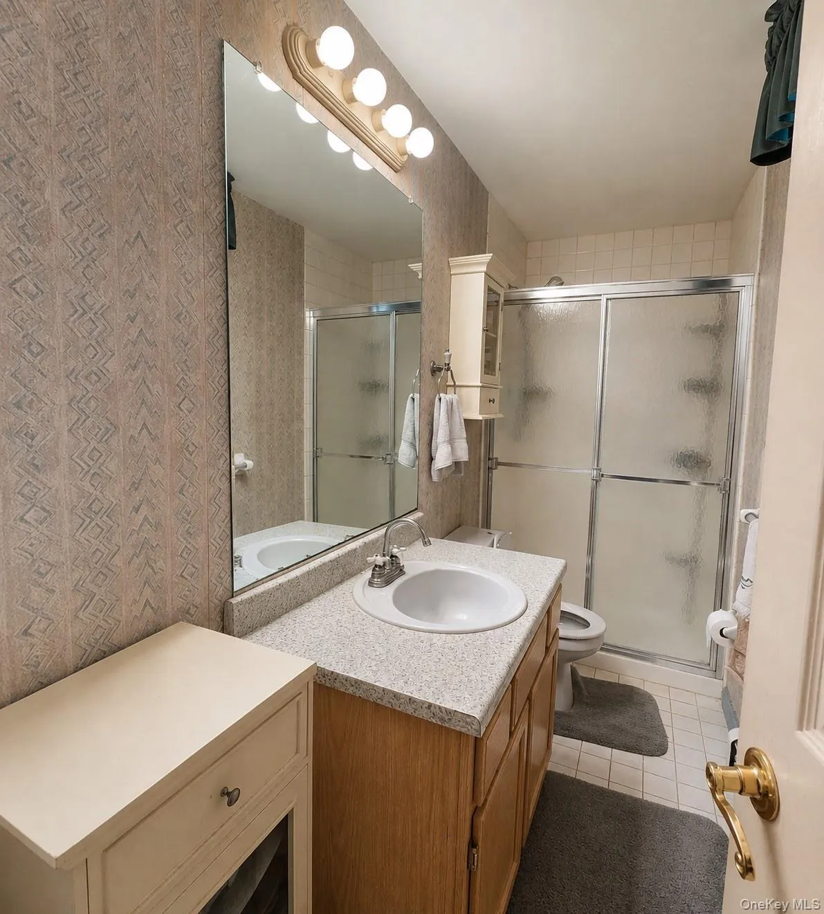 10 Andre Drive, Woodbury, NY, 3 Bedrooms Bedrooms, 7 Rooms Rooms,2 BathroomsBathrooms,Residential,For Rent,Andre,0,1036840 10 Andre Drive, Woodbury, NY, 3 Bedrooms Bedrooms, 7 Rooms Rooms,2 BathroomsBathrooms,Residential,For Rent,Andre,0,1036840