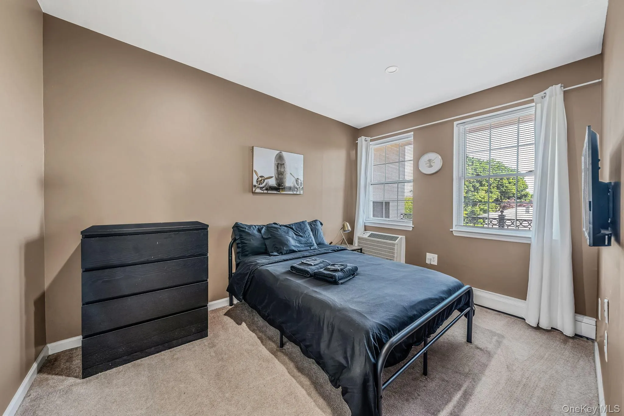821 Prospect Avenue, North Hempstead, NY, 5 Bedrooms Bedrooms, 10 Rooms Rooms,3 BathroomsBathrooms,Residential,For Rent,Prospect,0,1036844 821 Prospect Avenue, North Hempstead, NY, 5 Bedrooms Bedrooms, 10 Rooms Rooms,3 BathroomsBathrooms,Residential,For Rent,Prospect,0,1036844